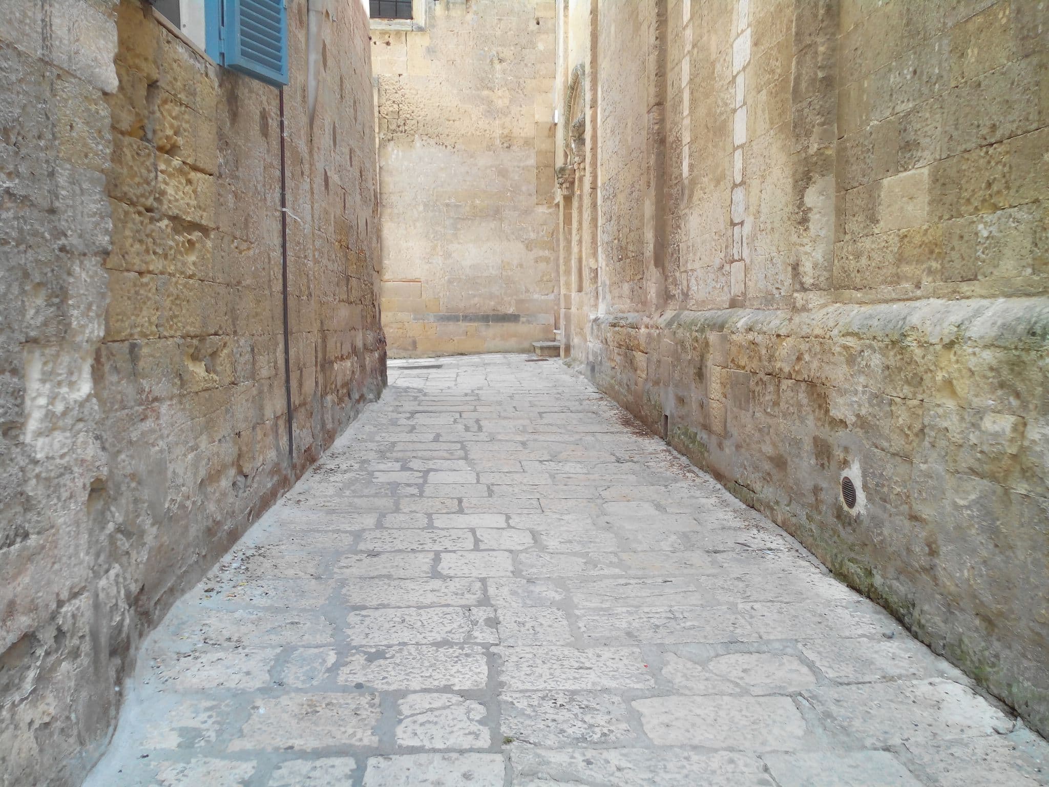 Street view near Casa Giura Longo, Matera — © santomik (CC BY-SA · Mapillary)