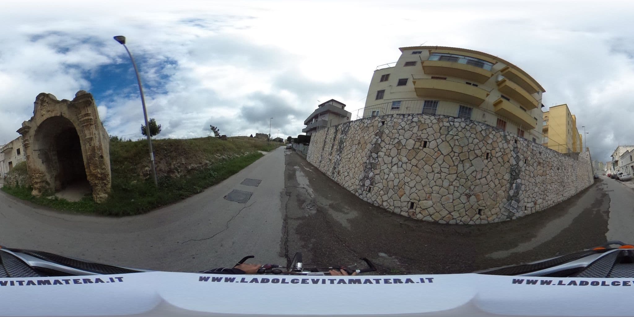 Street view near Il Casale dei Sassi, Matera — © raxpa (CC BY-SA · Mapillary)
