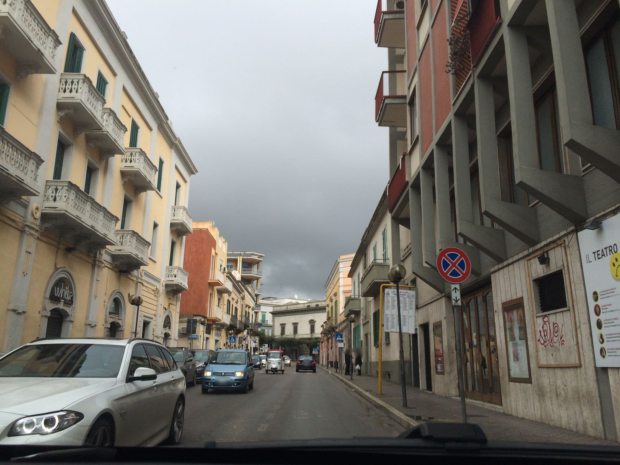 Street view near Sul Teatro, Matera — © raxpa (CC BY-SA · Mapillary)