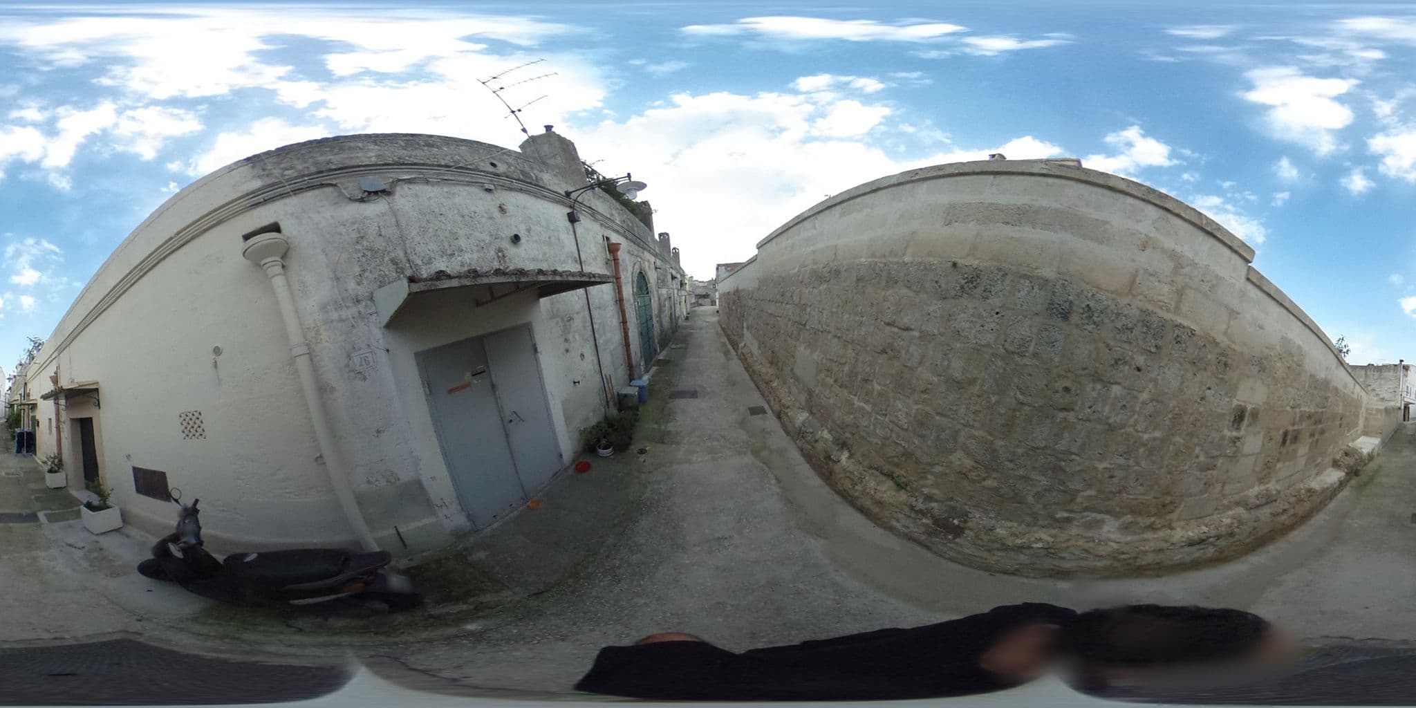 Street view near La Pergola Ai Sassi, Matera — © raxpa (CC BY-SA · Mapillary)