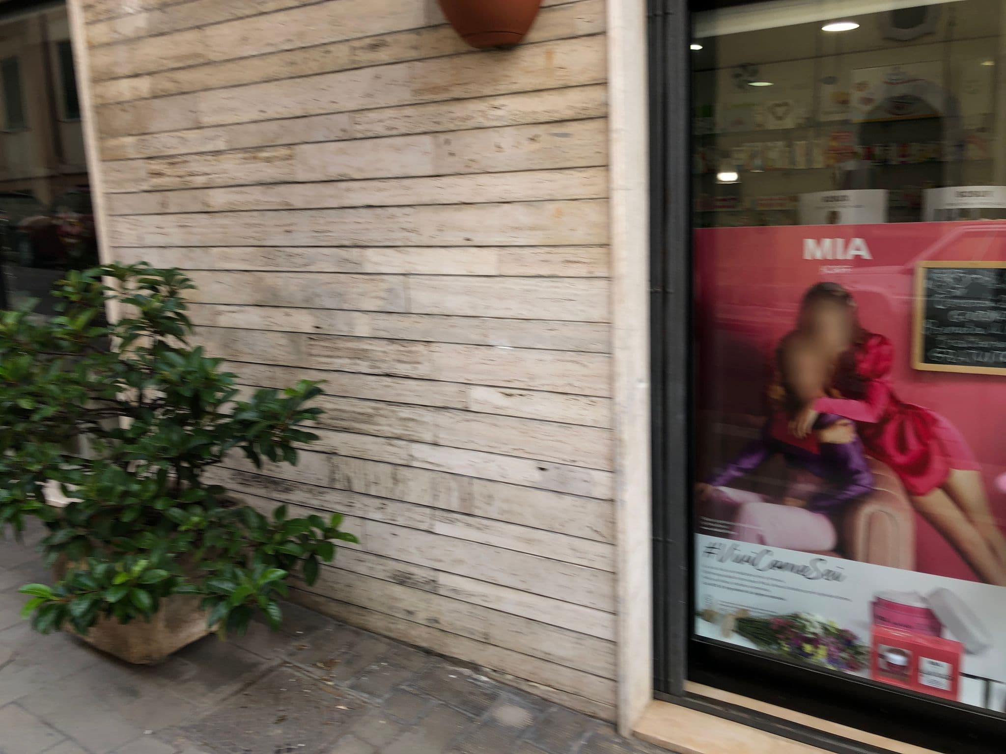 Street view near Angolo di Ninno, Matera — © ruggero (CC BY-SA · Mapillary)