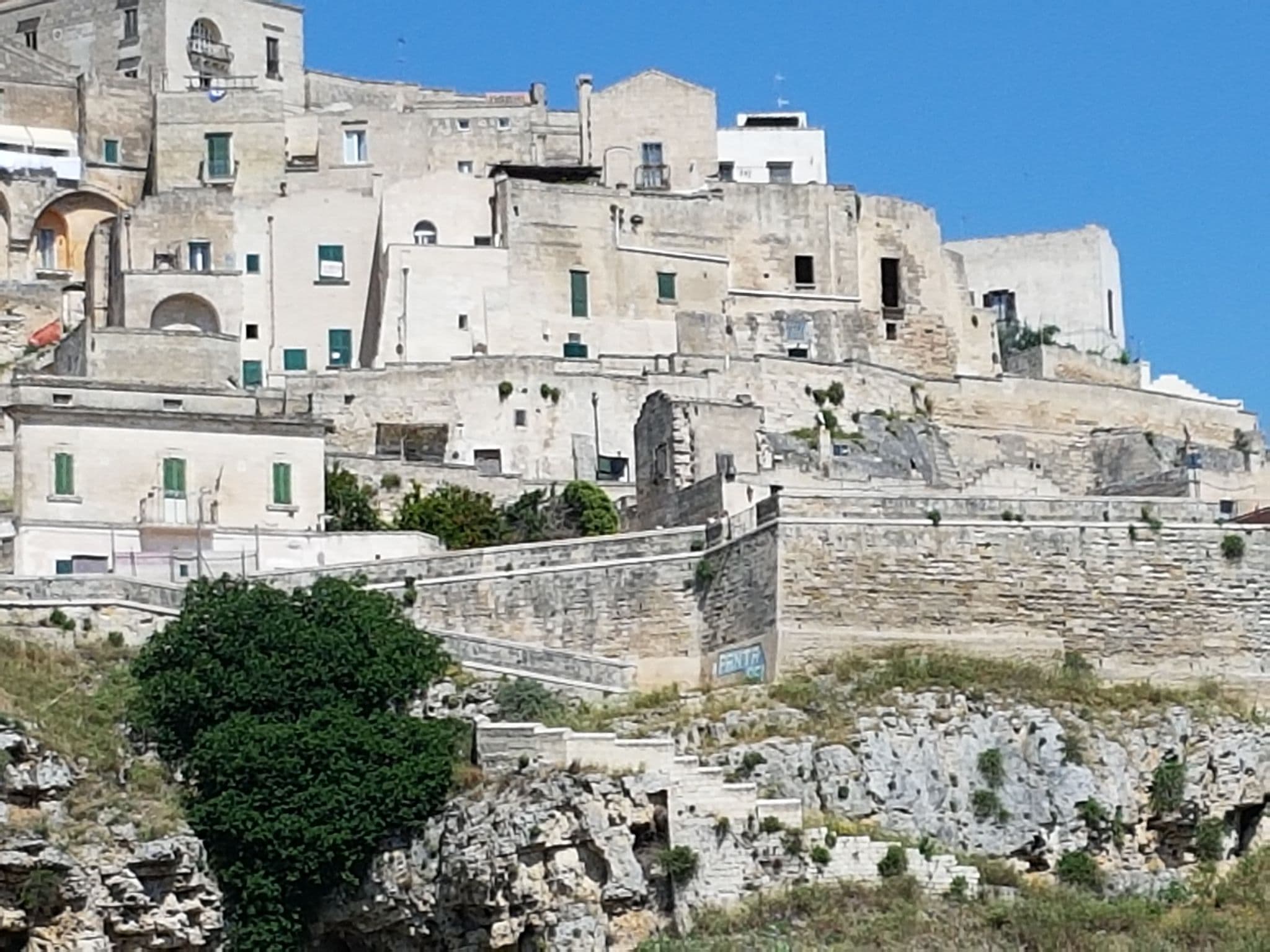 Street view near Le Tre Vie Apartment & Room, Matera — © bernardvoyageur (CC BY-SA · Mapillary)
