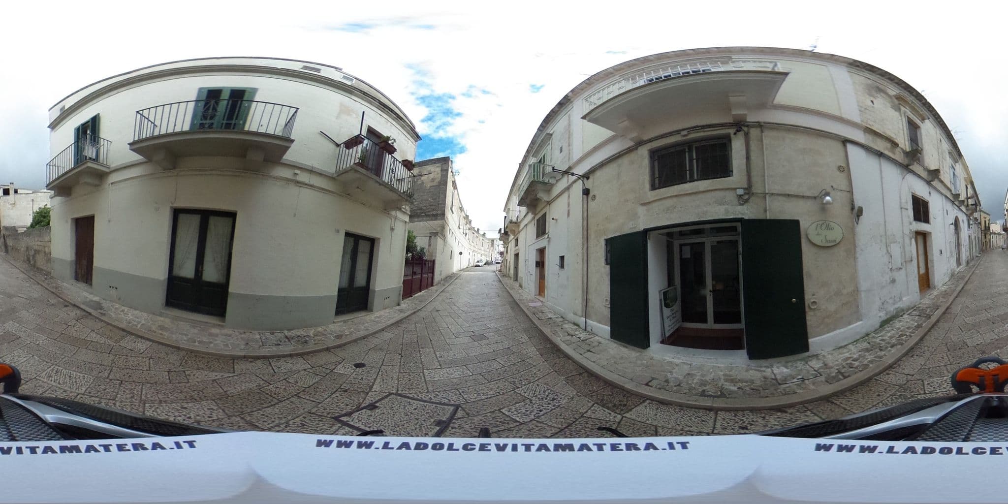 Street view near Lamia Room Rentals, Matera — © raxpa (CC BY-SA · Mapillary)