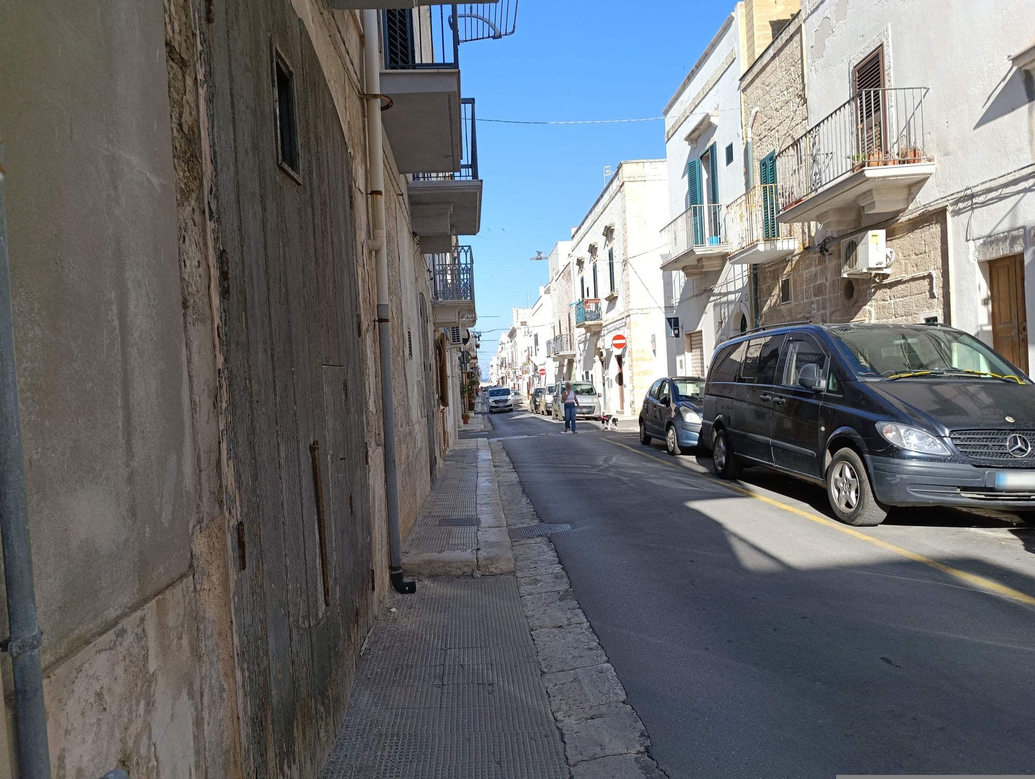 Street view near Welcome Dimora, Polignano a Mare — © jeawrong (CC BY-SA · Mapillary)