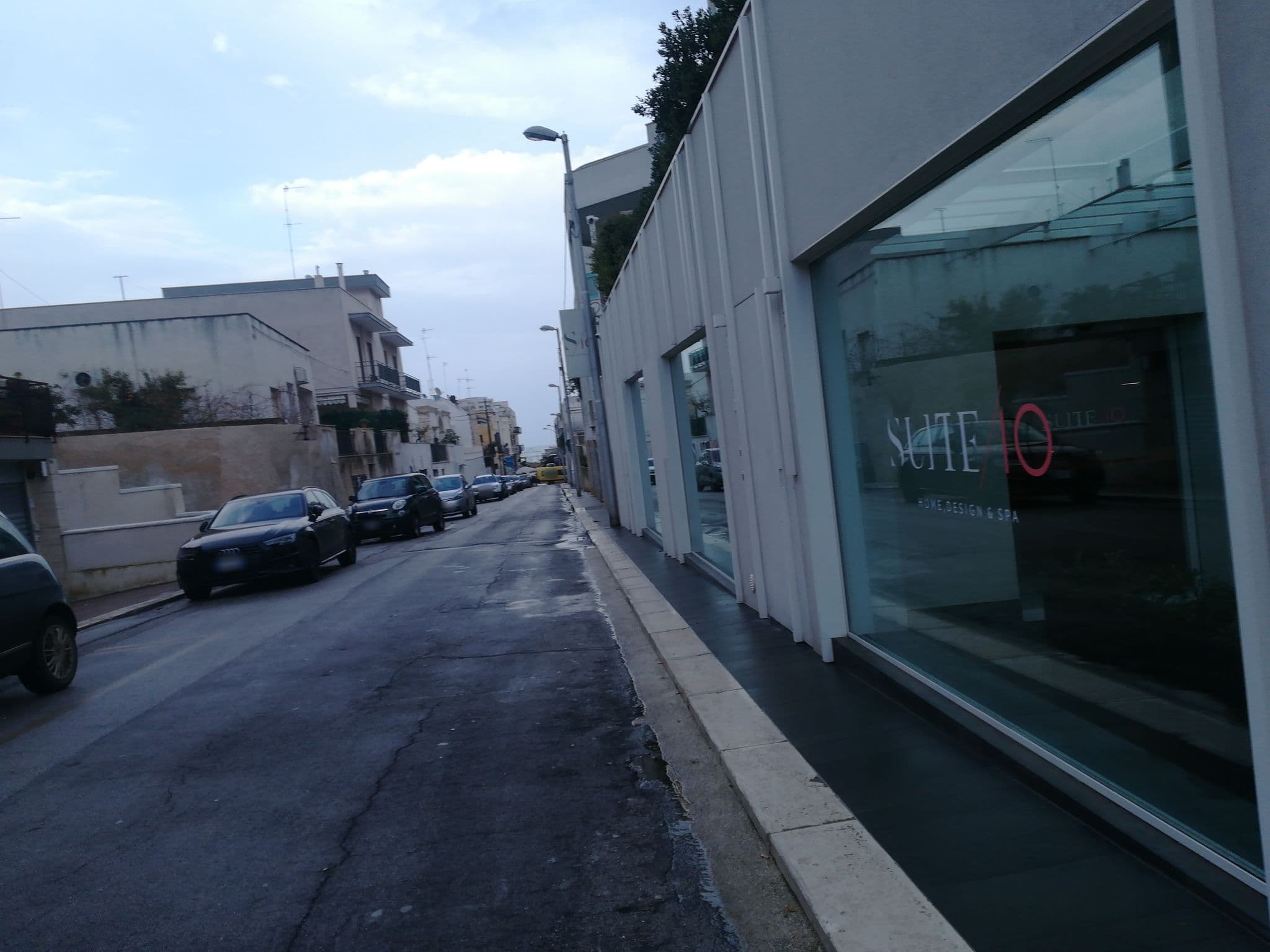 Street view near Suite 10, Polignano a Mare — © jeawrong (CC BY-SA · Mapillary)