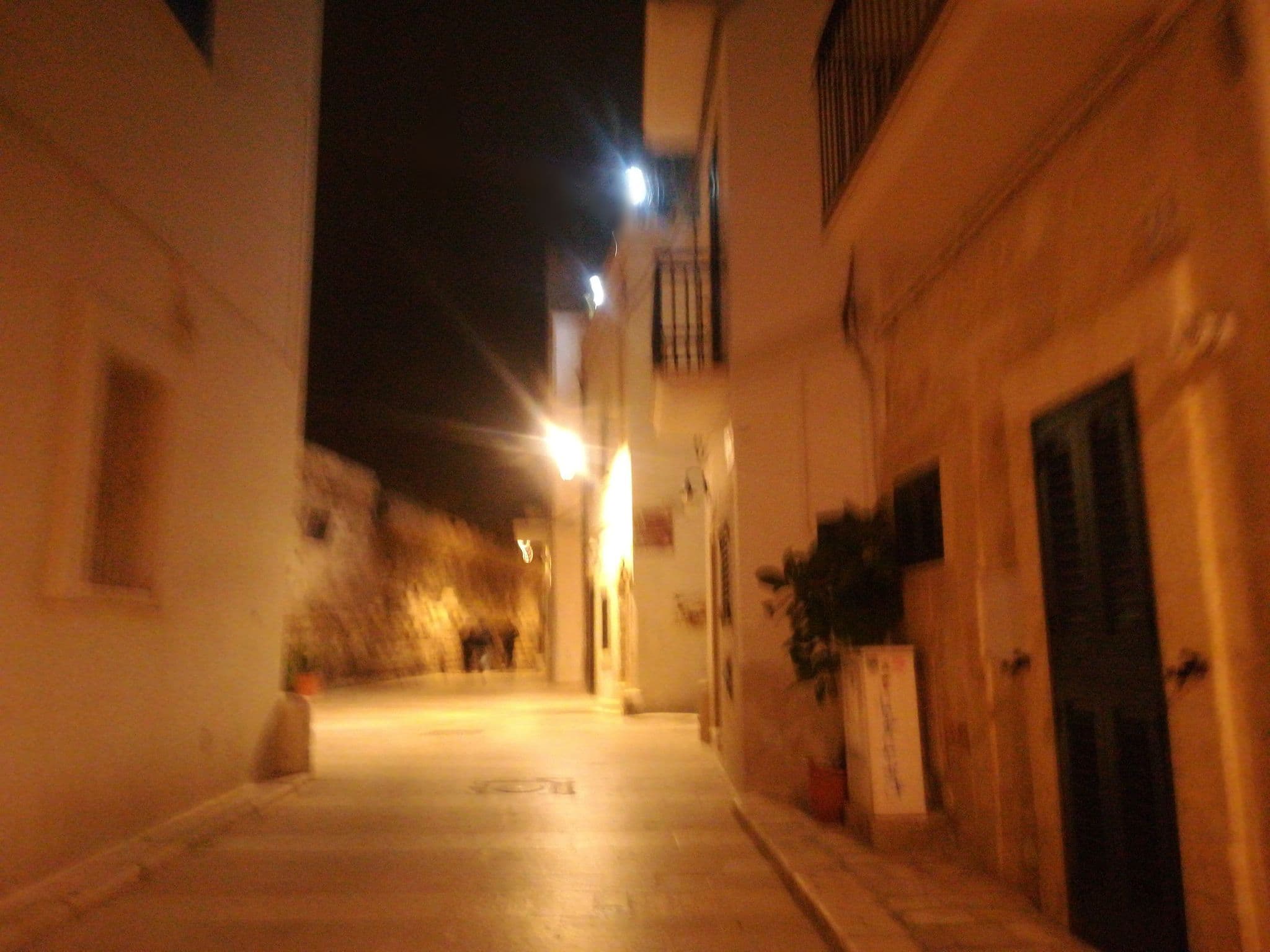Street view near Casa Raffaella, Monopoli — © jeawrong (CC BY-SA · Mapillary)