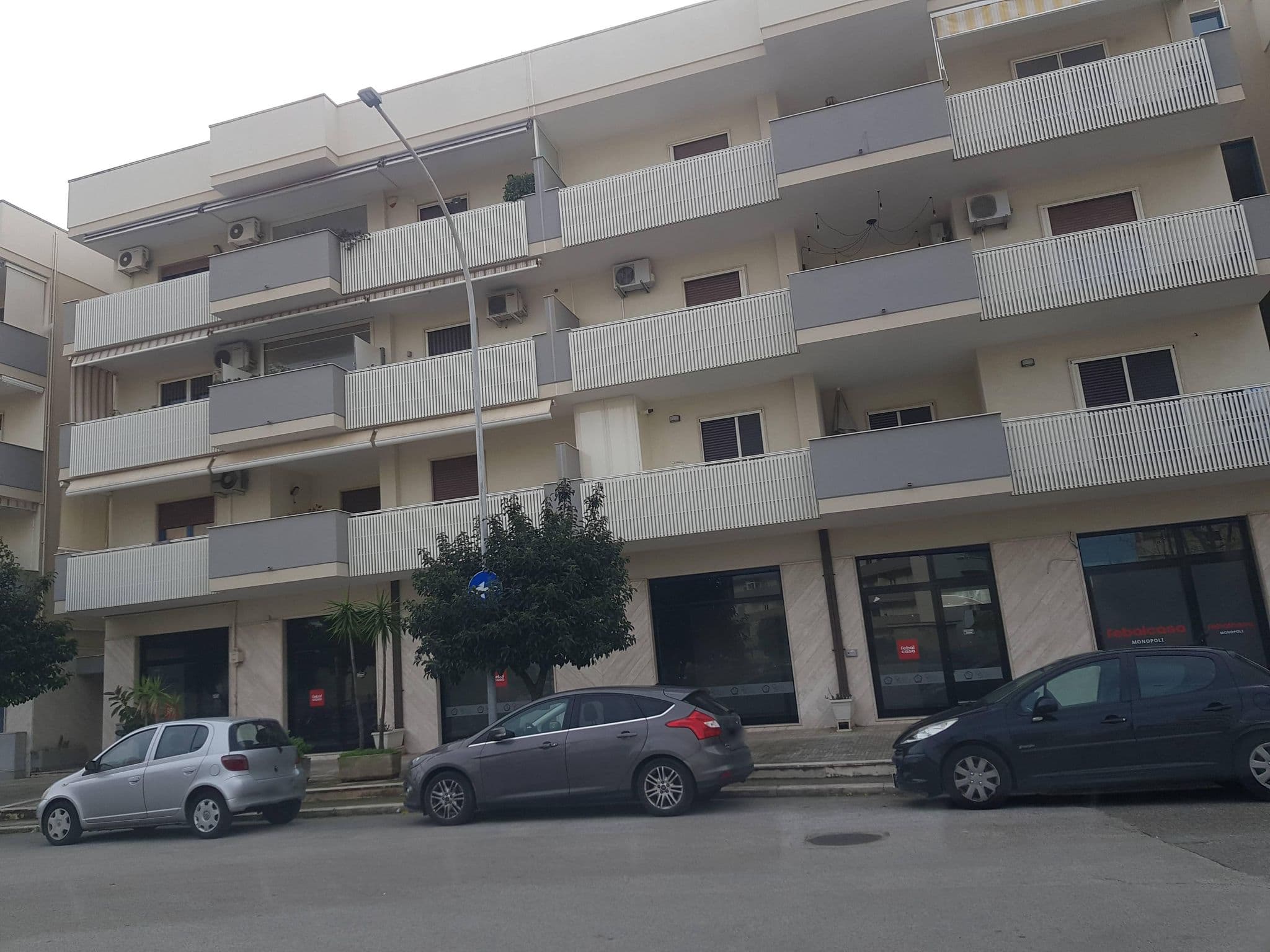 Street view near Bed & Breakfast Di Rizzi Marianna, Monopoli — © clamast (CC BY-SA · Mapillary)