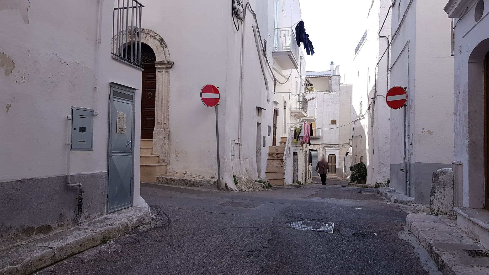 Street view near Casa Vega, Ostuni — © ale_zena_it (CC BY-SA · Mapillary)