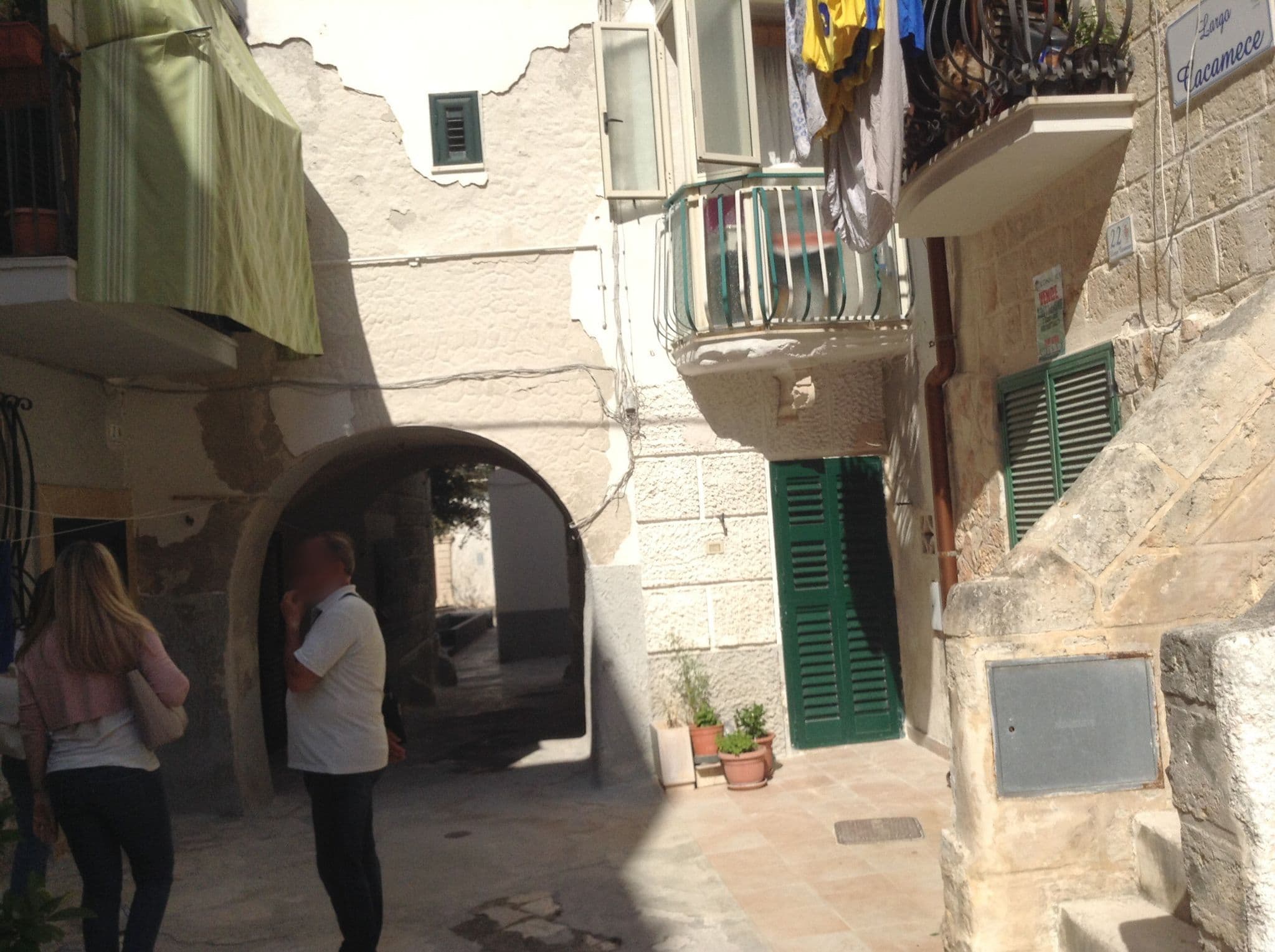 Street view near Dimora Madina, Monopoli — © mescafe (CC BY-SA · Mapillary)
