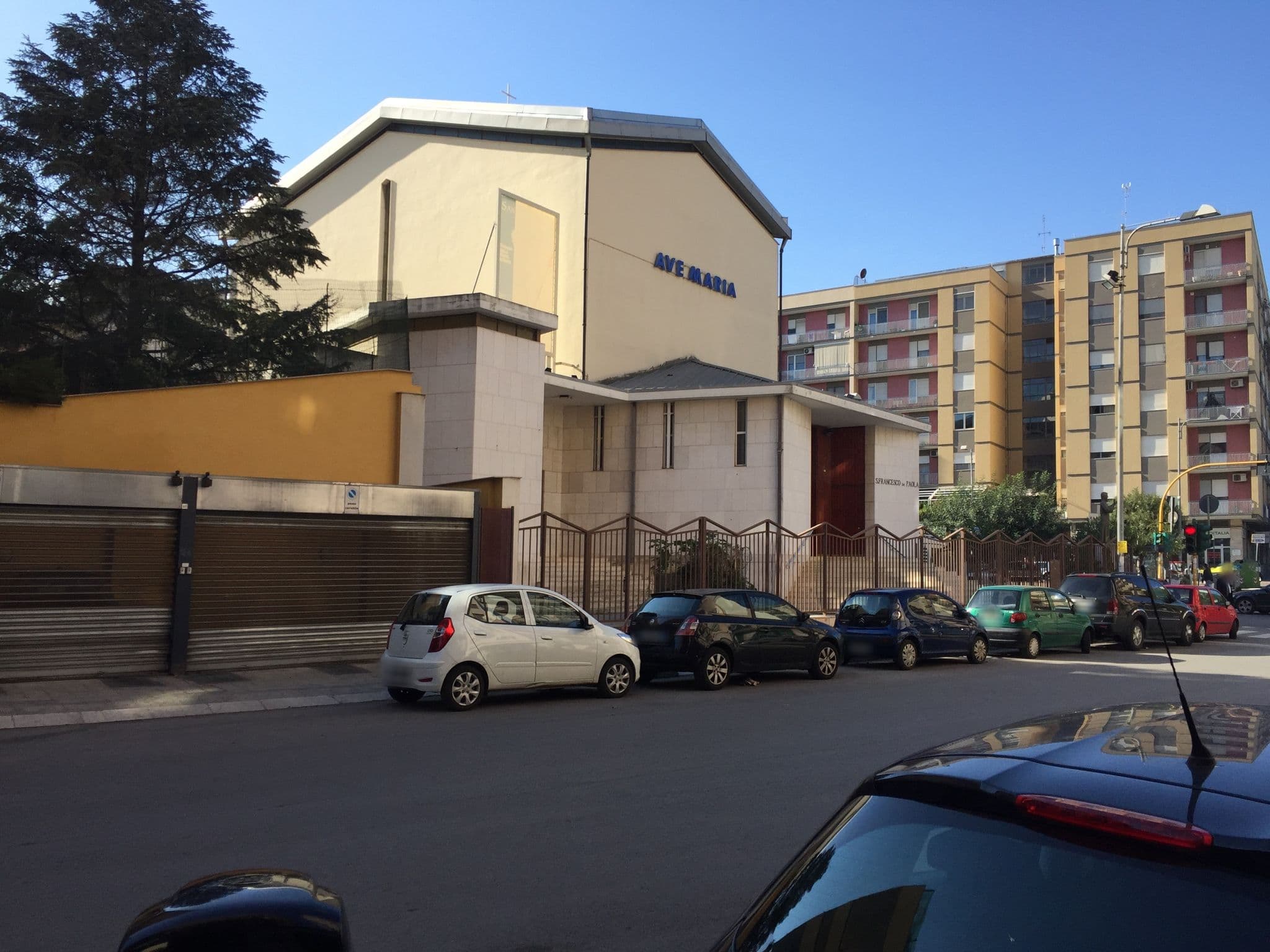 Street view near A Due Passi dal Centro, Bari — © lor3nzo (CC BY-SA · Mapillary)