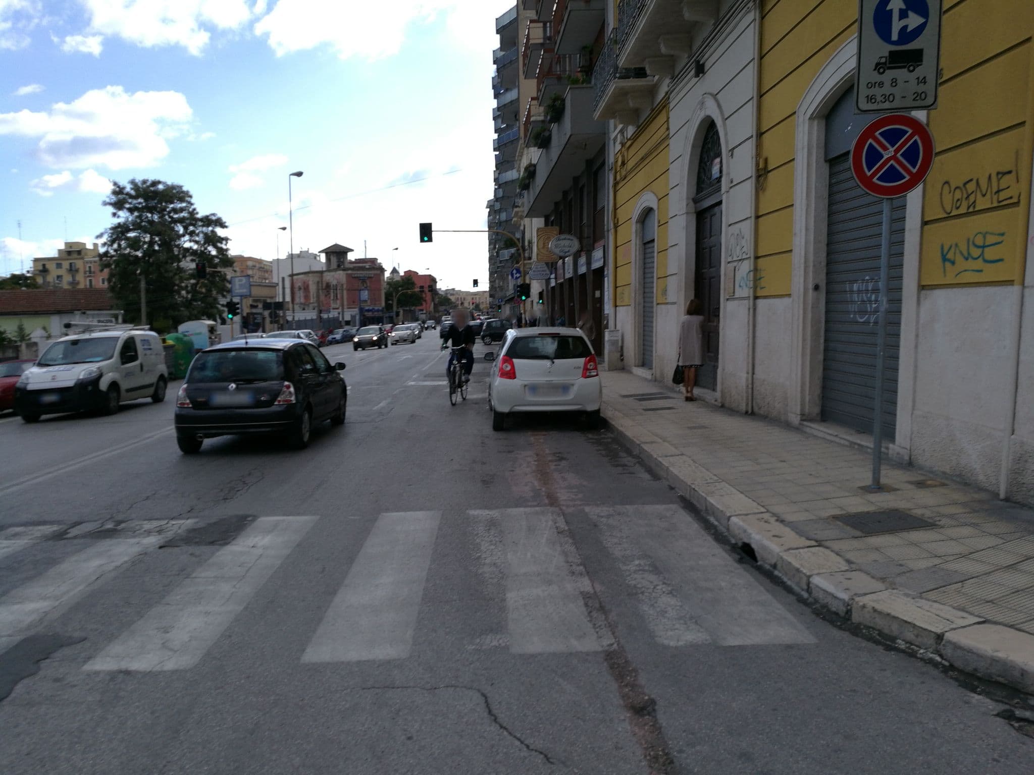 Street view near Obiettivo 1 Cooperativa Sociale, Bari — © xlapo98 (CC BY-SA · Mapillary)