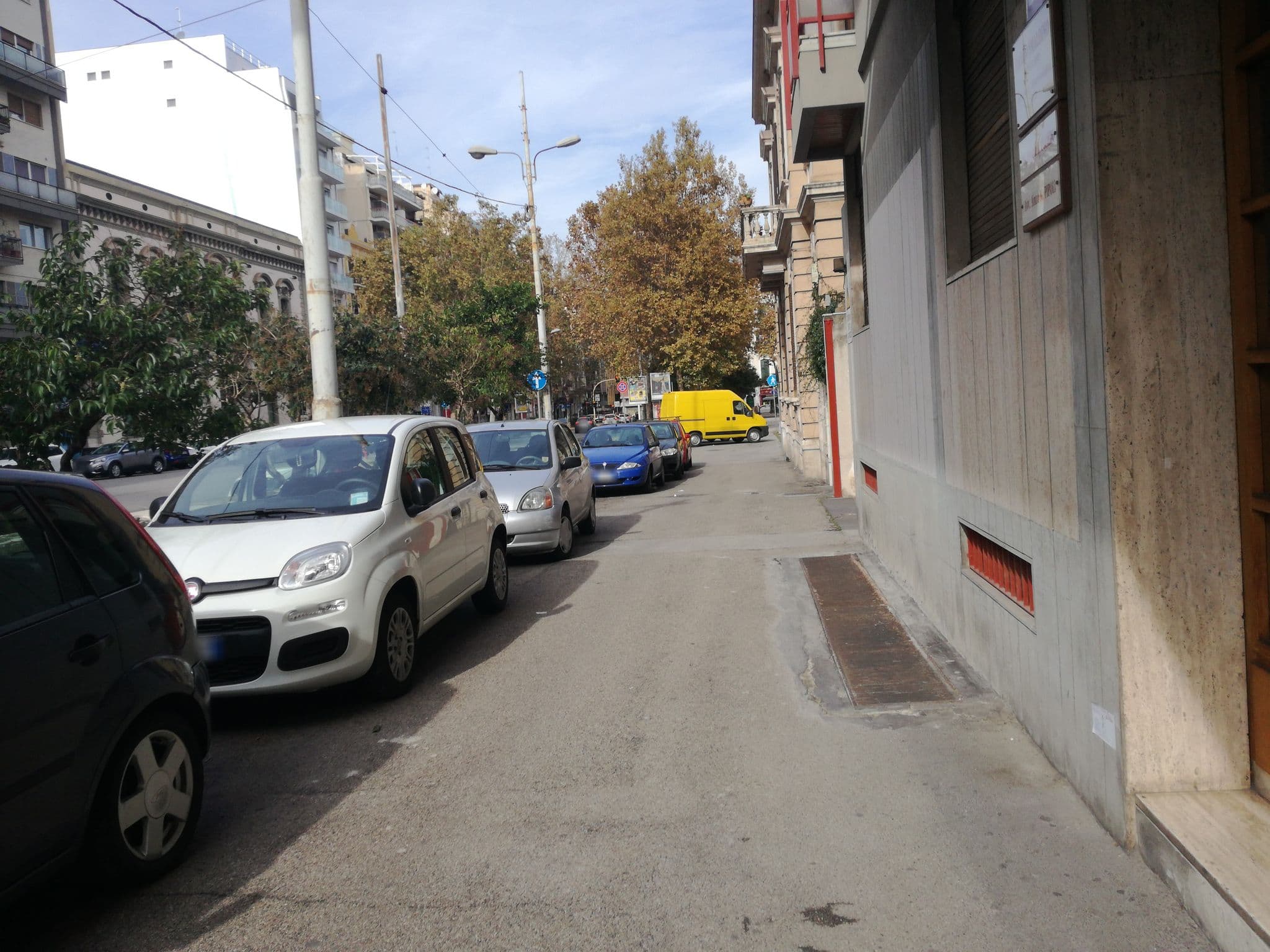 Street view near Residenza Sveva, Bari — © danieledeflorio (CC BY-SA · Mapillary)
