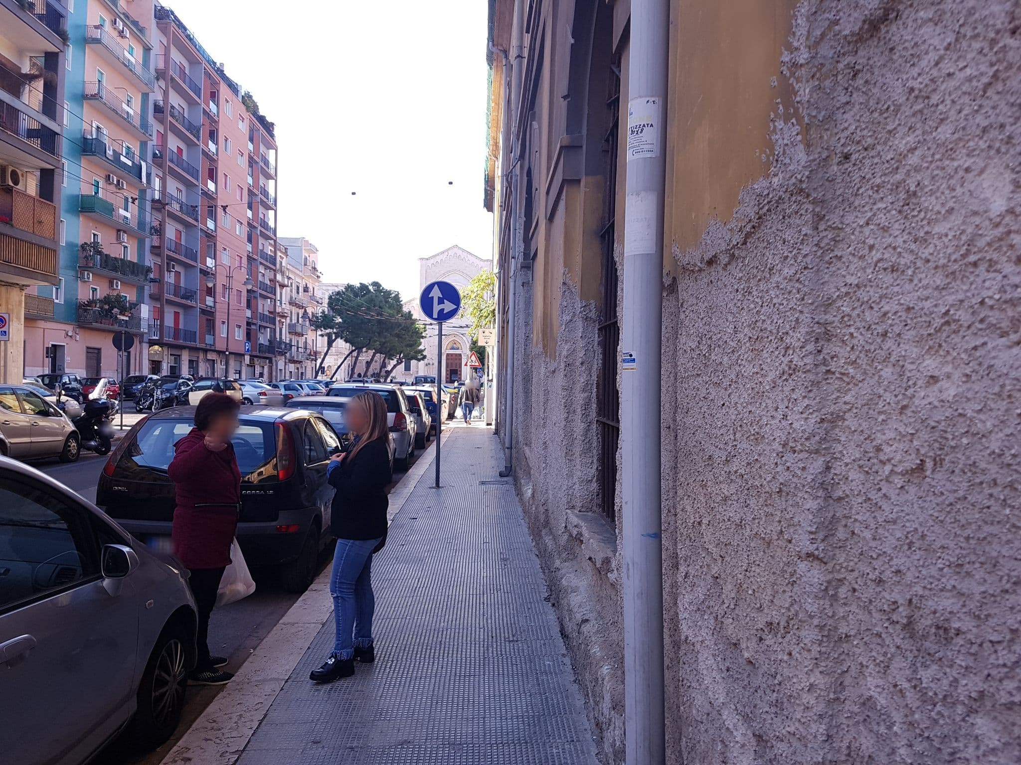 Street view near Yhellow House, Bari — © tornike (CC BY-SA · Mapillary)