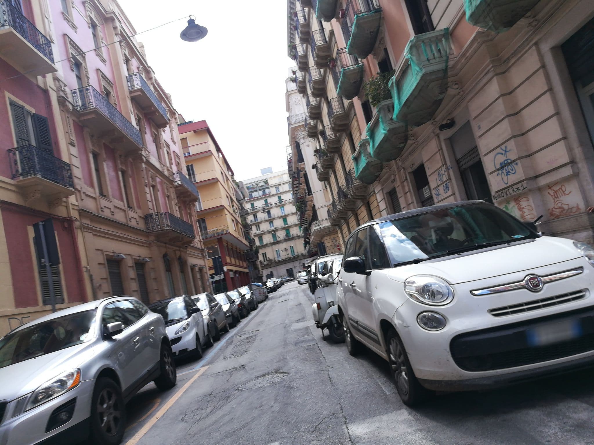 Street view near Bozzi 1910, Bari — © albcec99 (CC BY-SA · Mapillary)