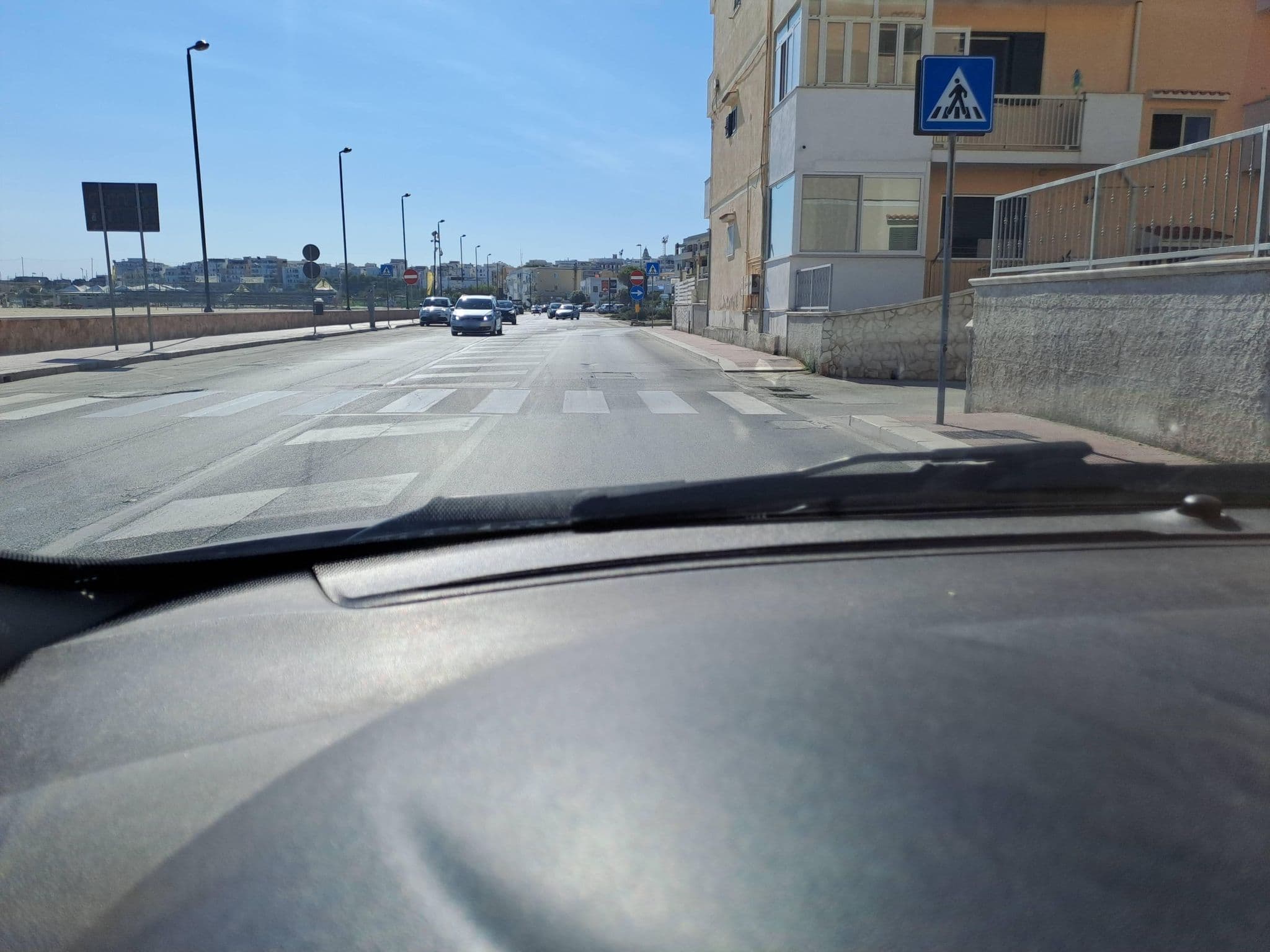 Street view near Hotel I Melograni Vieste, Vieste — © lux17 (CC BY-SA · Mapillary)