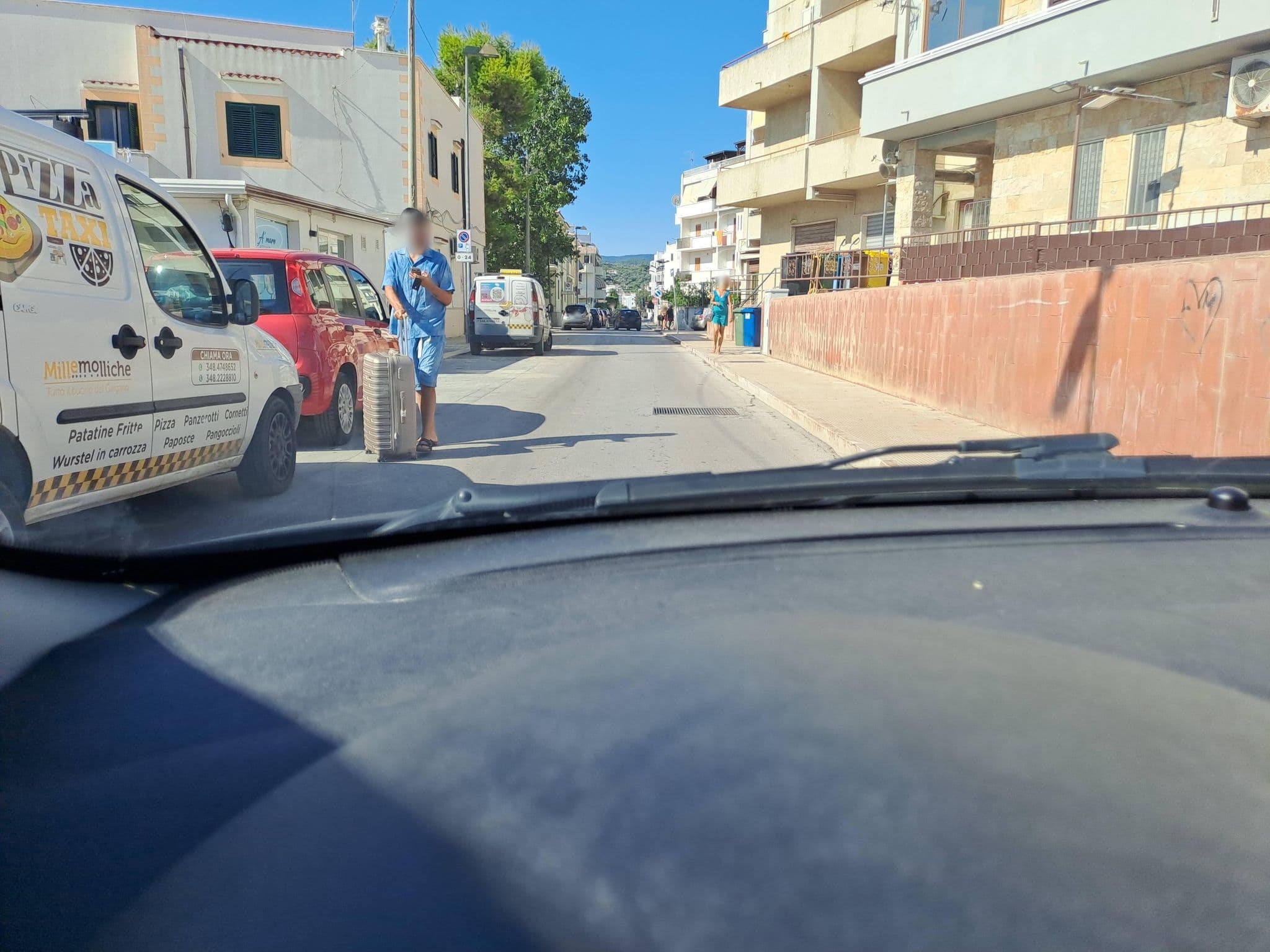 Street view near Vela Velo, Vieste — © lux17 (CC BY-SA · Mapillary)