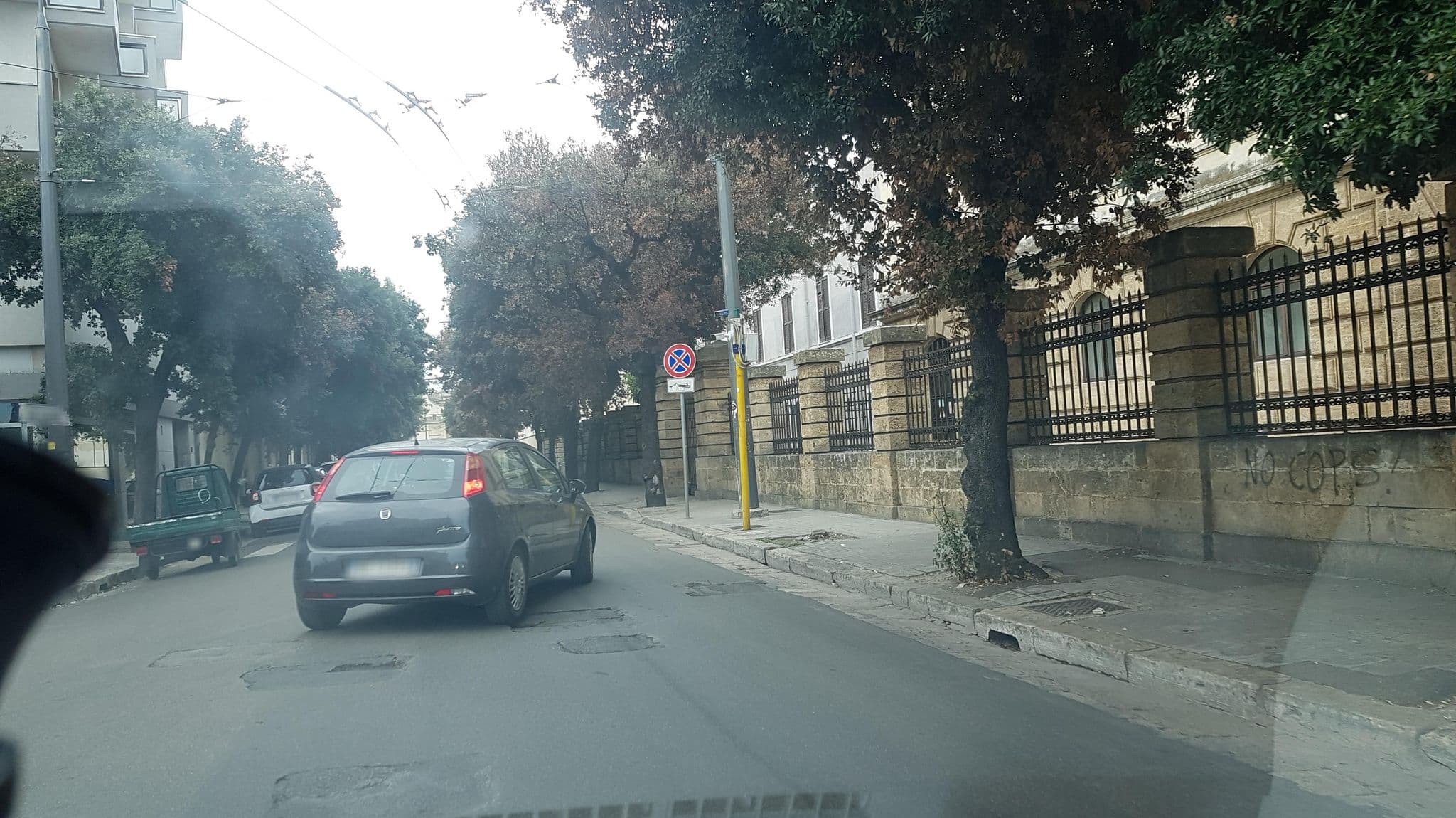 Street view near Suite Rosso & Nero, Lecce — © ale_zena_it (CC BY-SA · Mapillary)