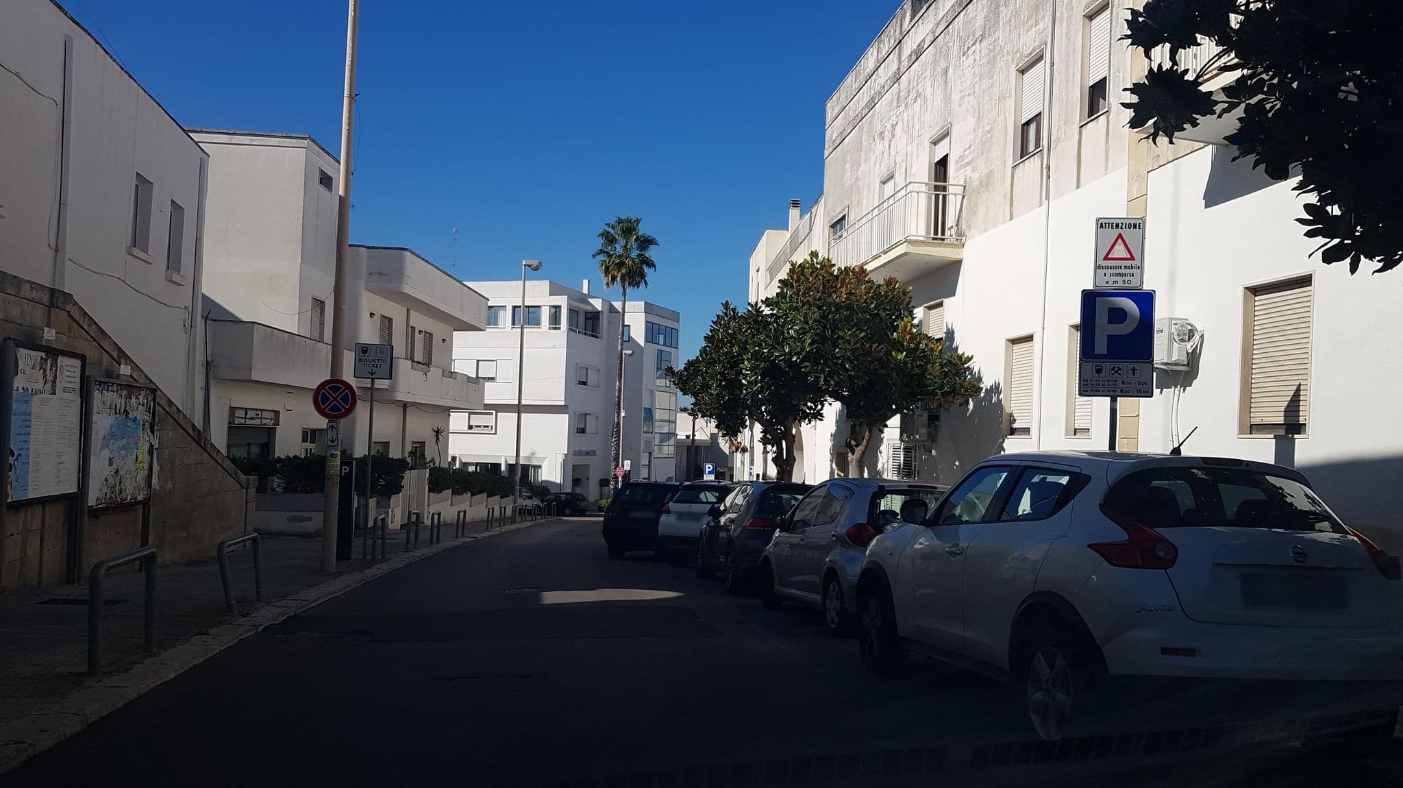 Street view near Bed & Breakfast Le Torri, Otranto — © ale_zena_it (CC BY-SA · Mapillary)