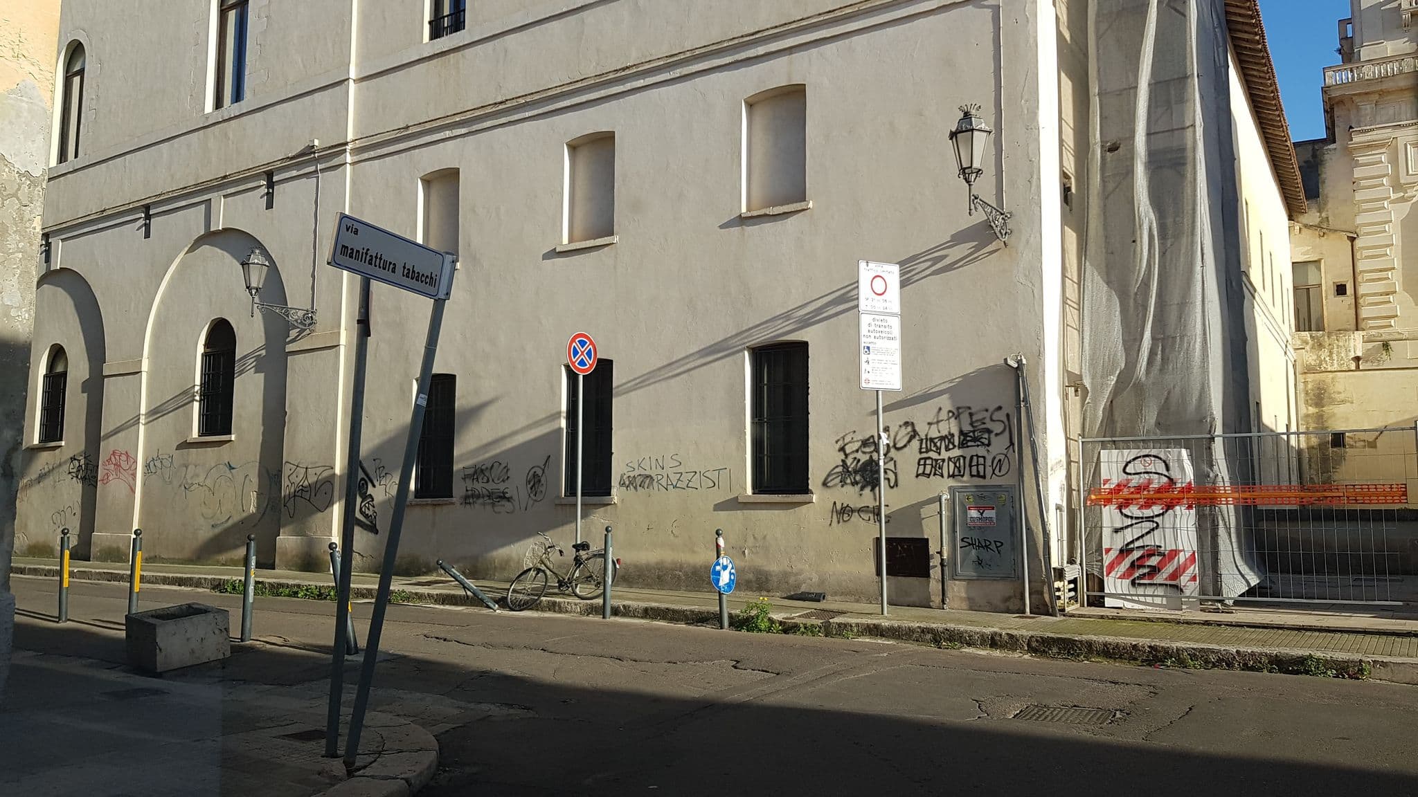 Street view near Dimora dei Figuli, Lecce — © ale_zena_it (CC BY-SA · Mapillary)