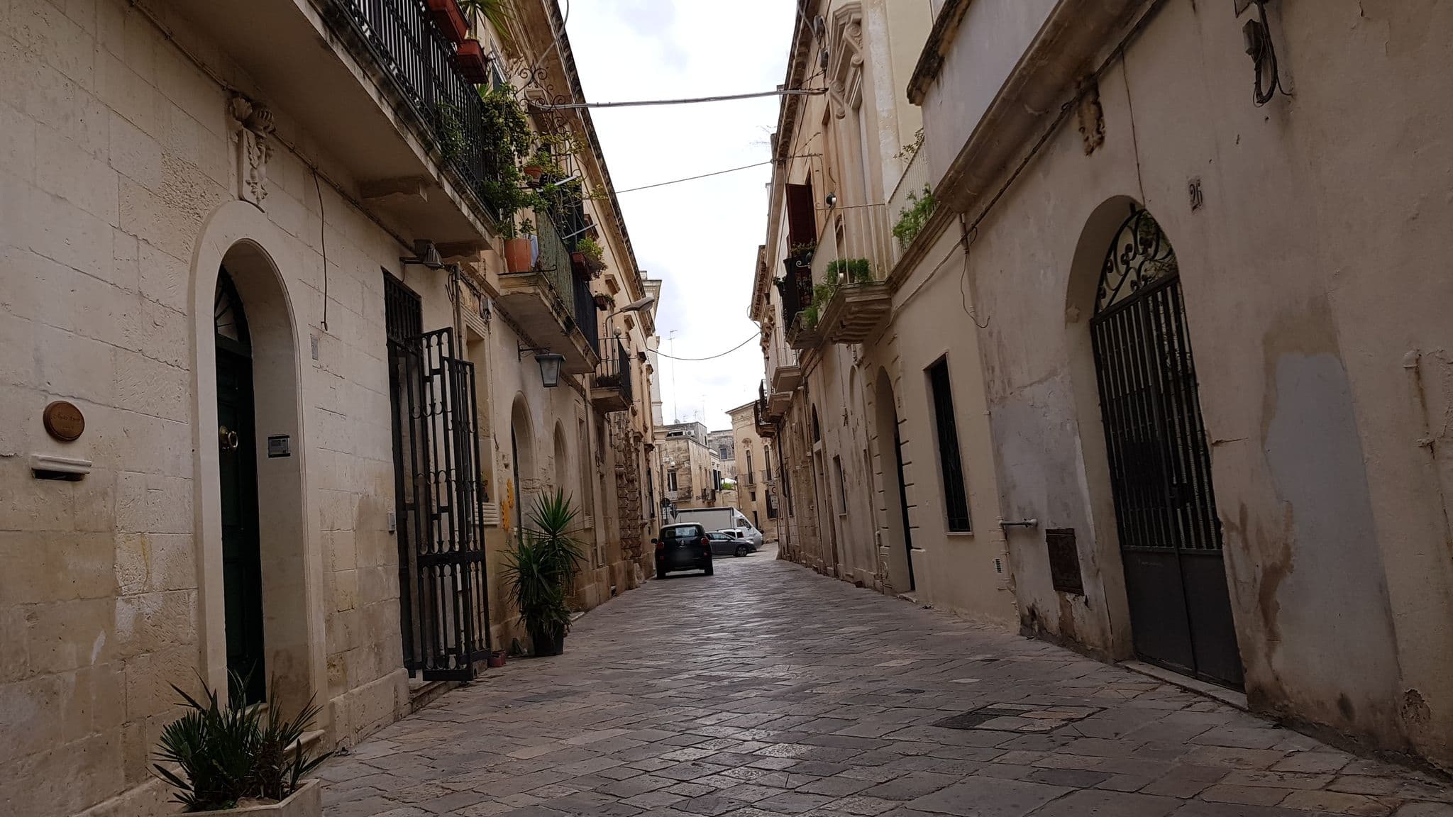 Street view near Apartments Bedlecce, Lecce — © ale_zena_it (CC BY-SA · Mapillary)