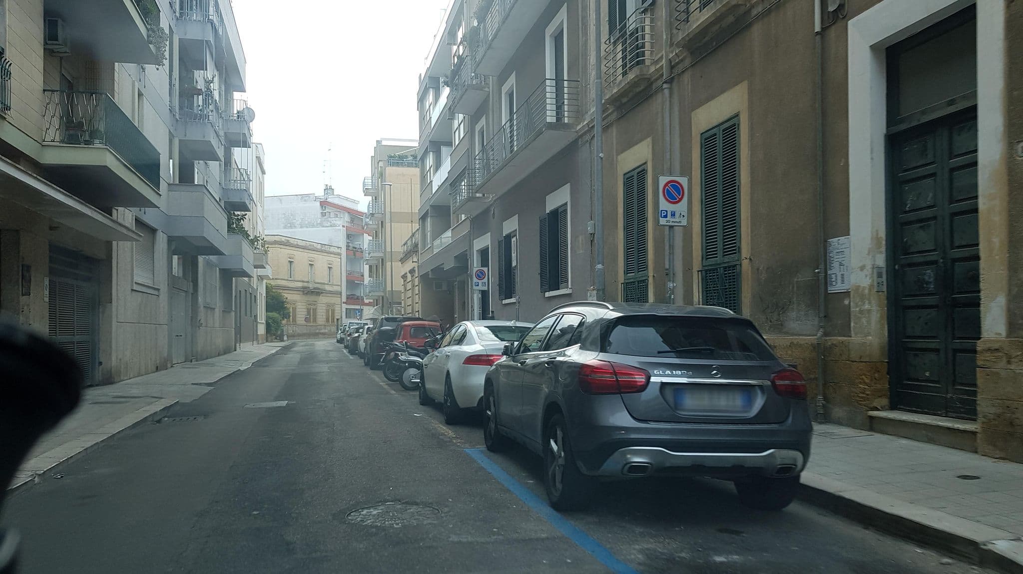 Street view near A casa di Nonna Rosa, Lecce — © ale_zena_it (CC BY-SA · Mapillary)