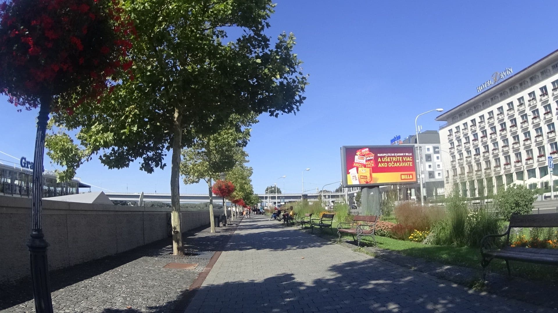 Street view near Botel Gracia, Bratislava — © ramap (CC BY-SA · Mapillary)