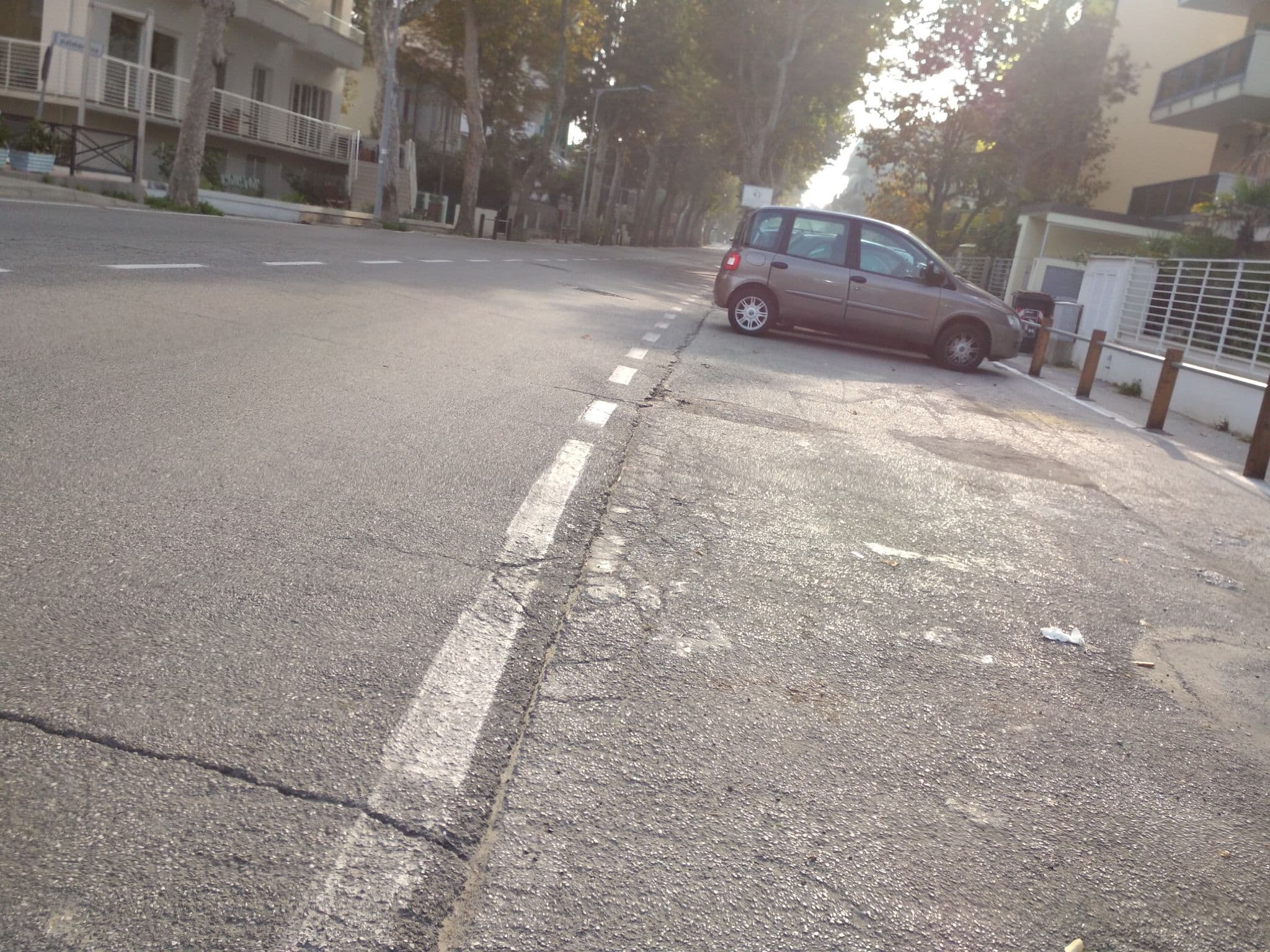 Street view near Hotel Riva e Mare, Rimini — © burdiuzha (CC BY-SA · Mapillary)