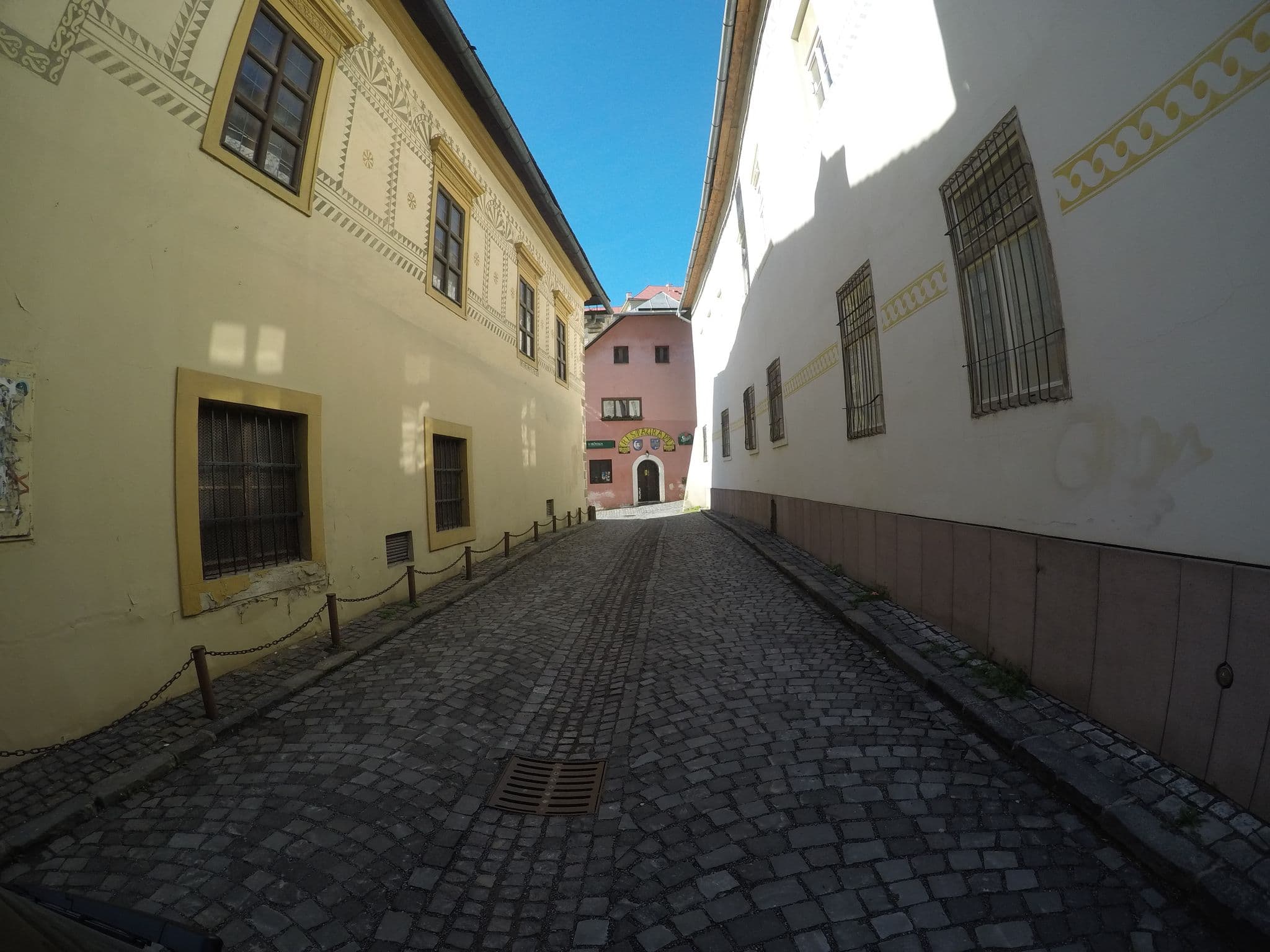 Street view near Bristol, Banská Štiavnica — © chrisbeddow (CC BY-SA · Mapillary)
