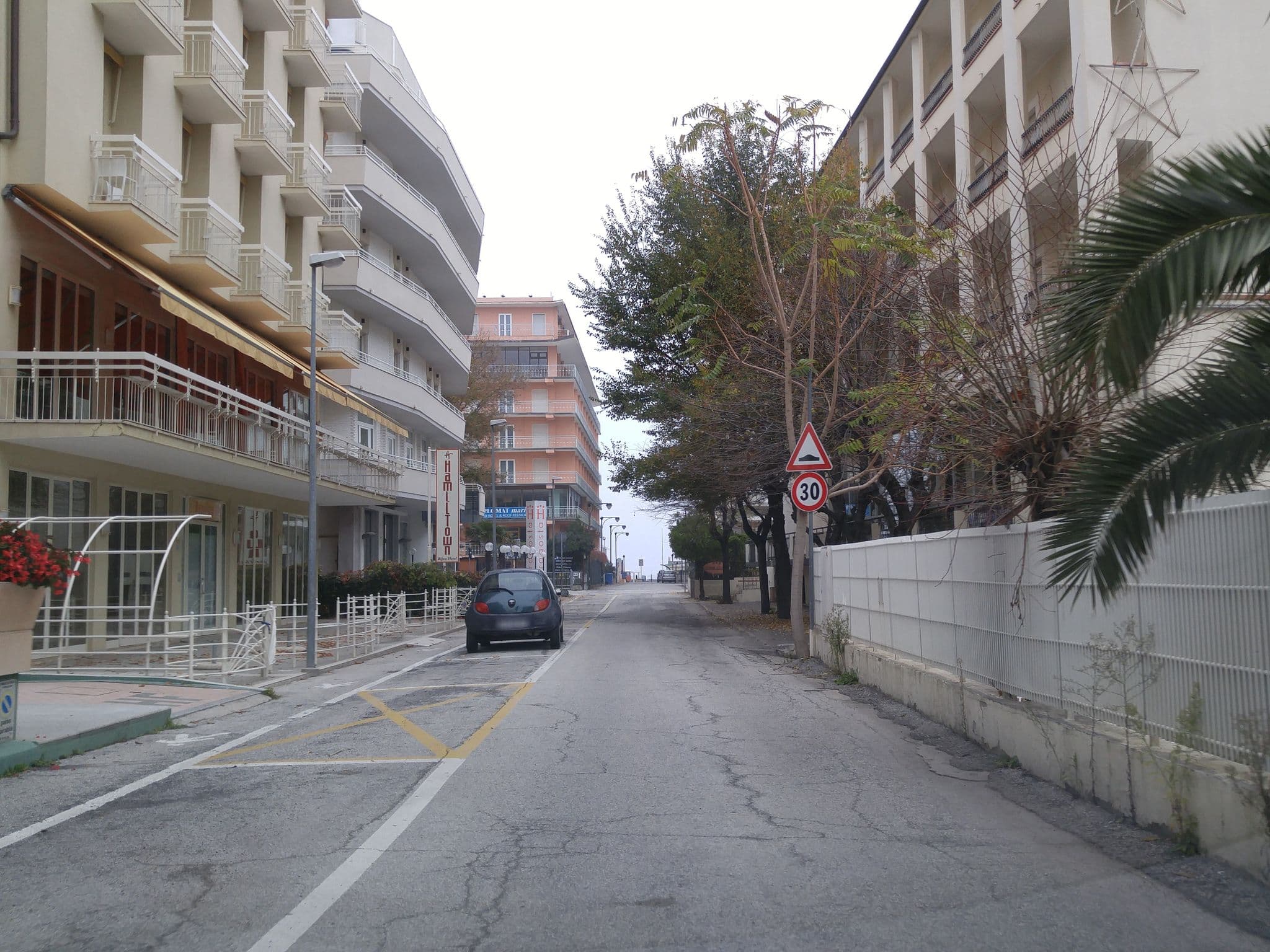 Street view near Hotel Florida, Cattolica — © sorcrosc (CC BY-SA · Mapillary)