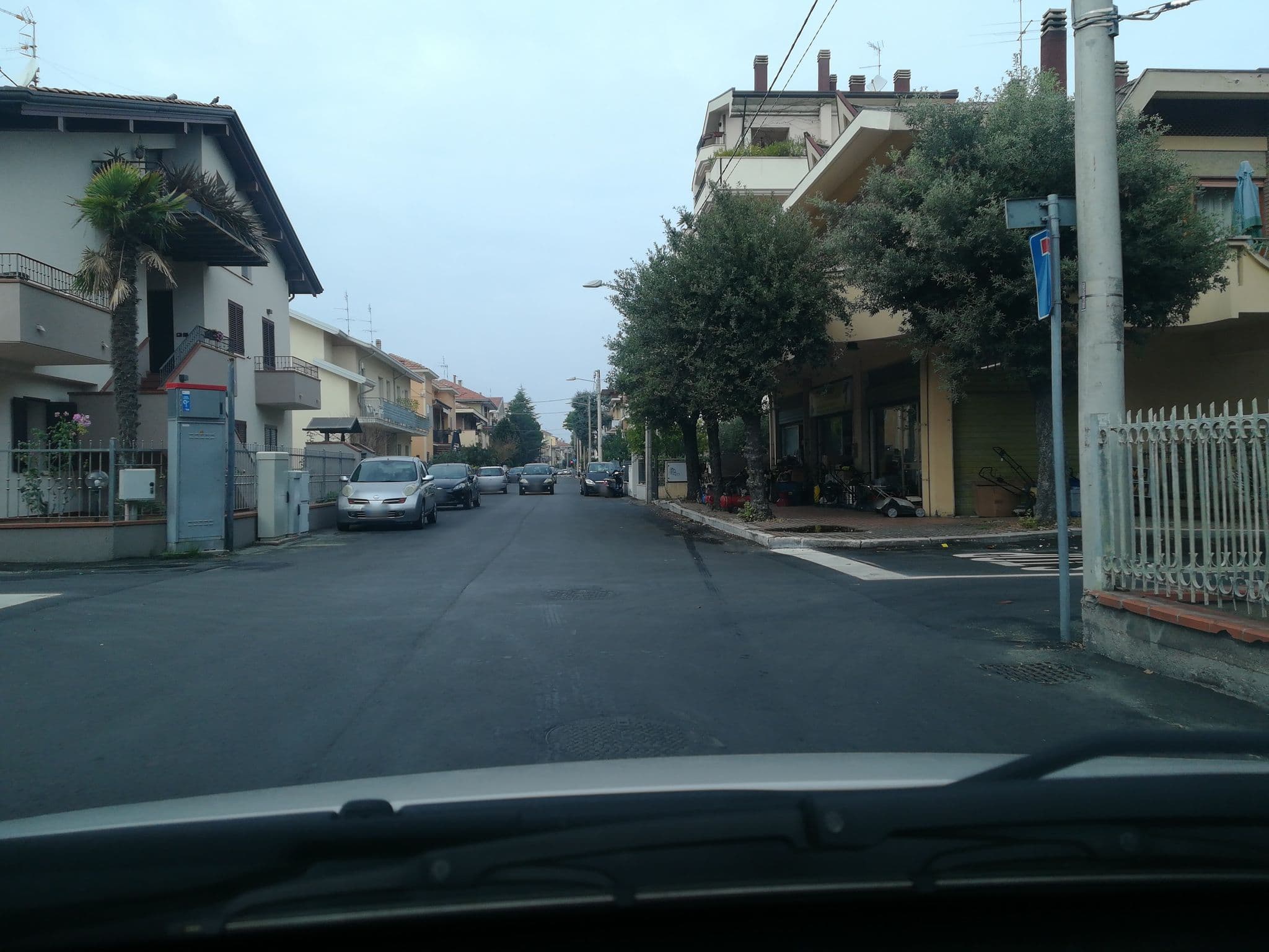 Street view near Hotel Leoni, Rimini — © battarsa (CC BY-SA · Mapillary)