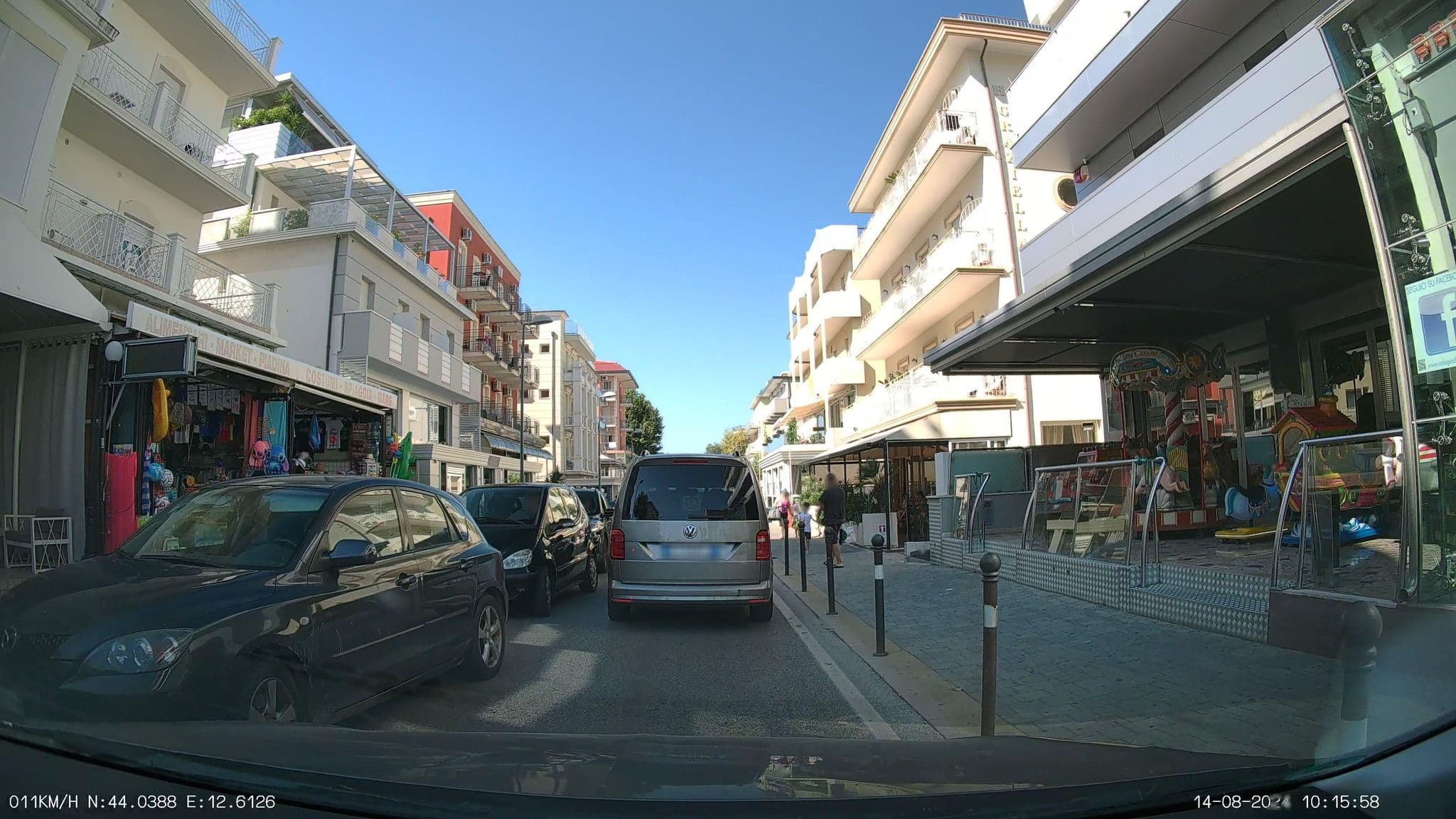 Street view near Residence Ten Suite, Rimini — © heetENkoel (CC BY-SA · Mapillary)