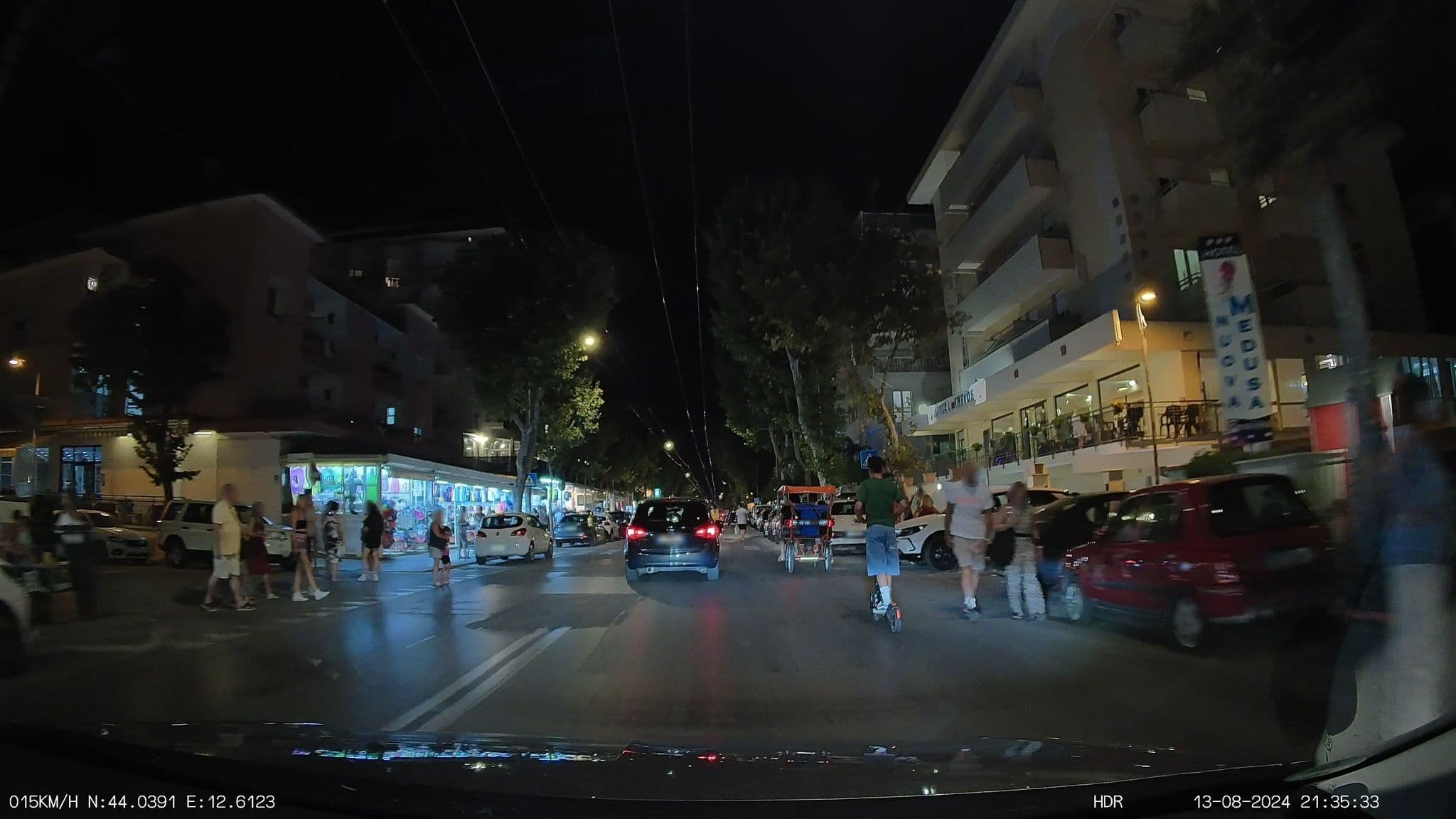 Street view near Hotel Piccari, Rimini — © heetENkoel (CC BY-SA · Mapillary)