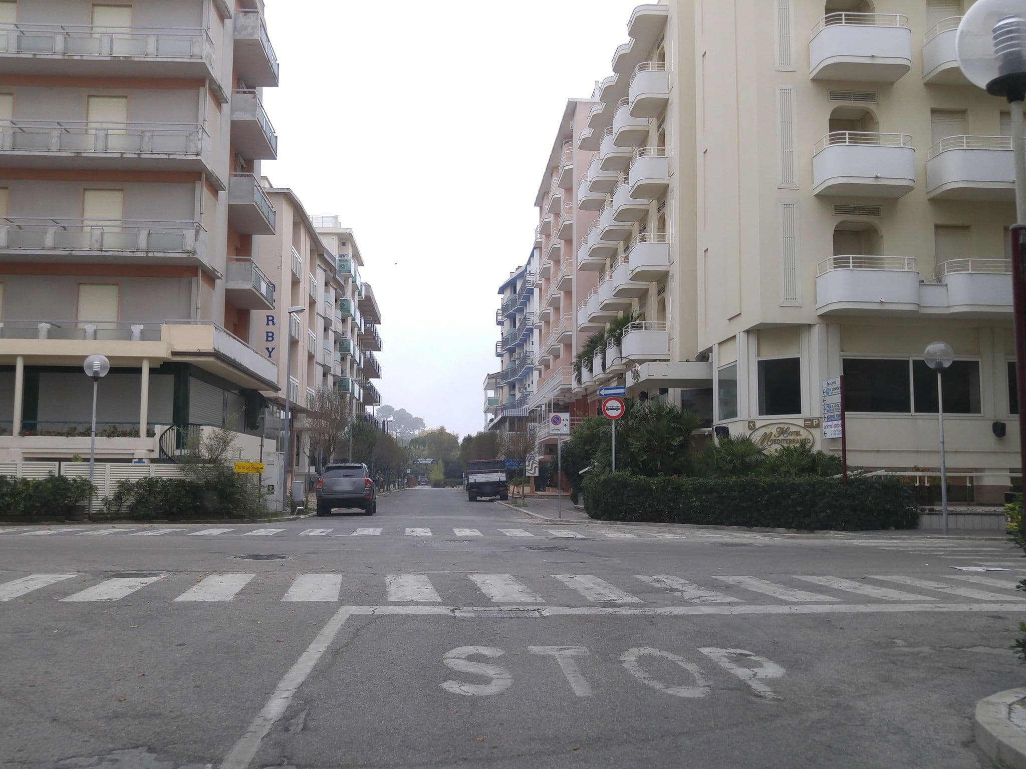 Street view near Hotel London, Cattolica — © sorcrosc (CC BY-SA · Mapillary)