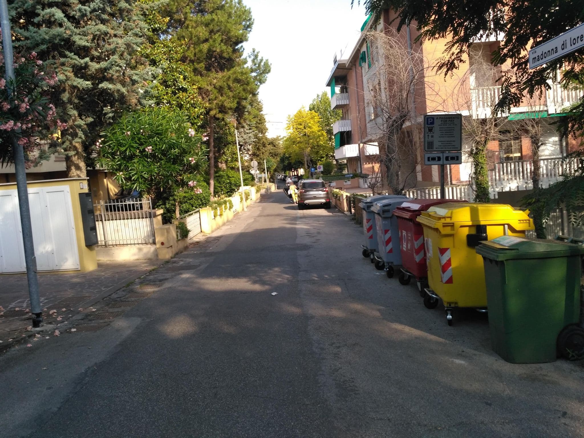 Street view near Appartamenti Cenciarini, Gabicce Mare — © folini (CC BY-SA · Mapillary)