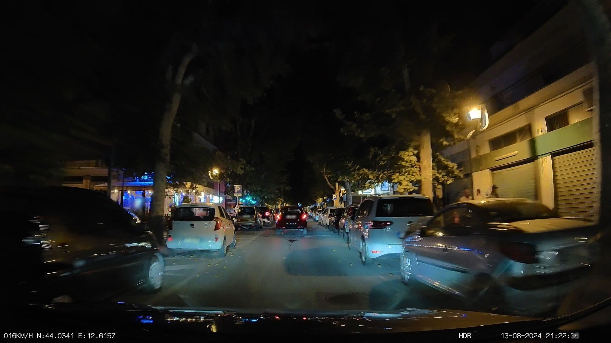 Street view near Pensione Moresca, Rimini — © heetENkoel (CC BY-SA · Mapillary)