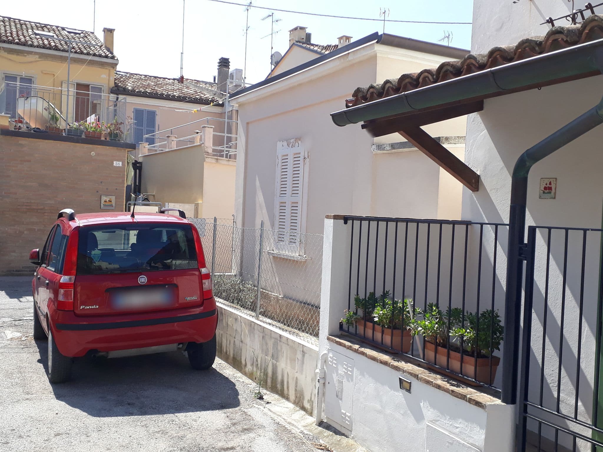 Street view near Lo Squero, Fano — © vasony (CC BY-SA · Mapillary)