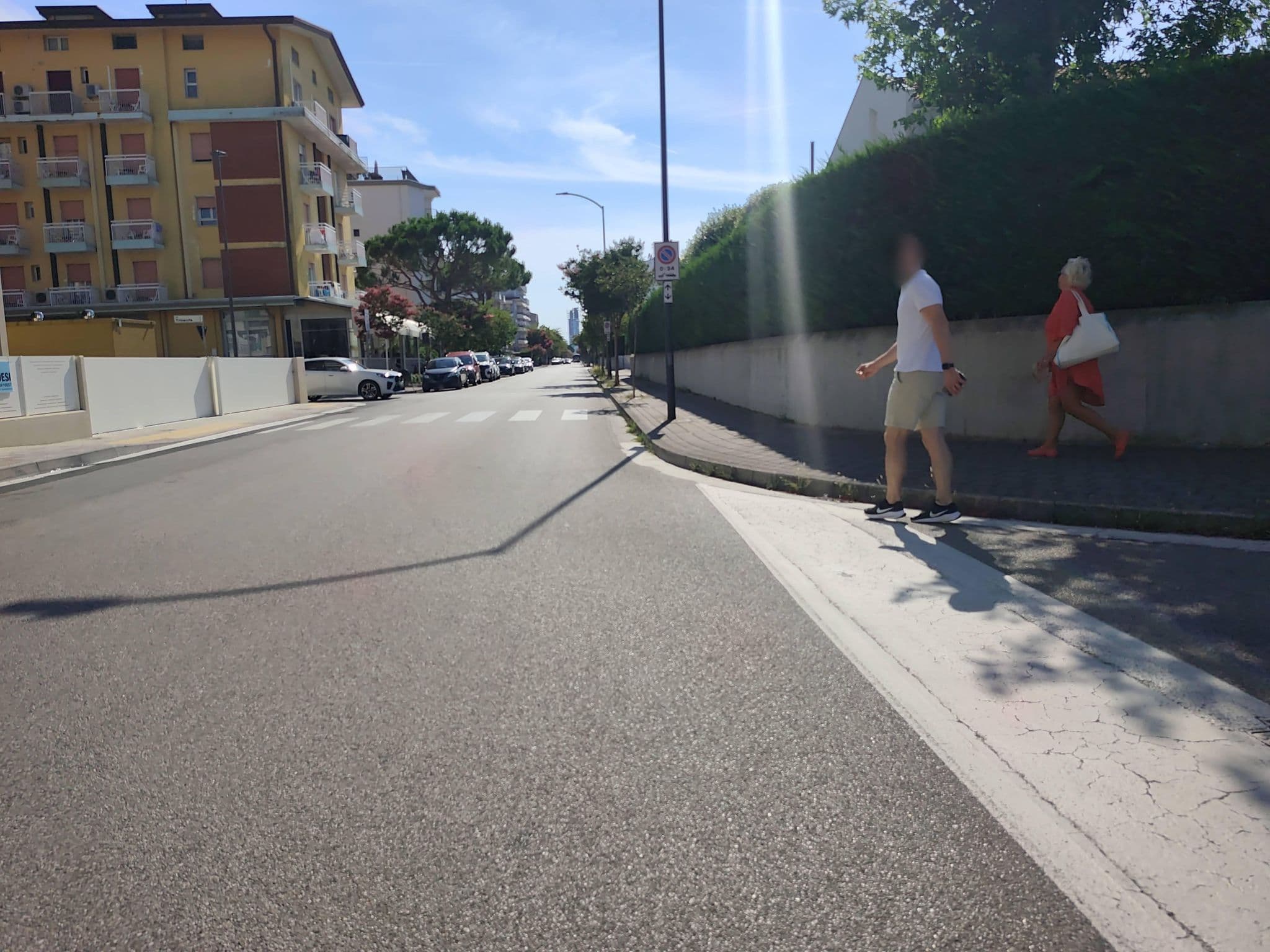 Street view near Hotel Jadran, Lido di Jesolo — © Duro (CC BY-SA · Mapillary)