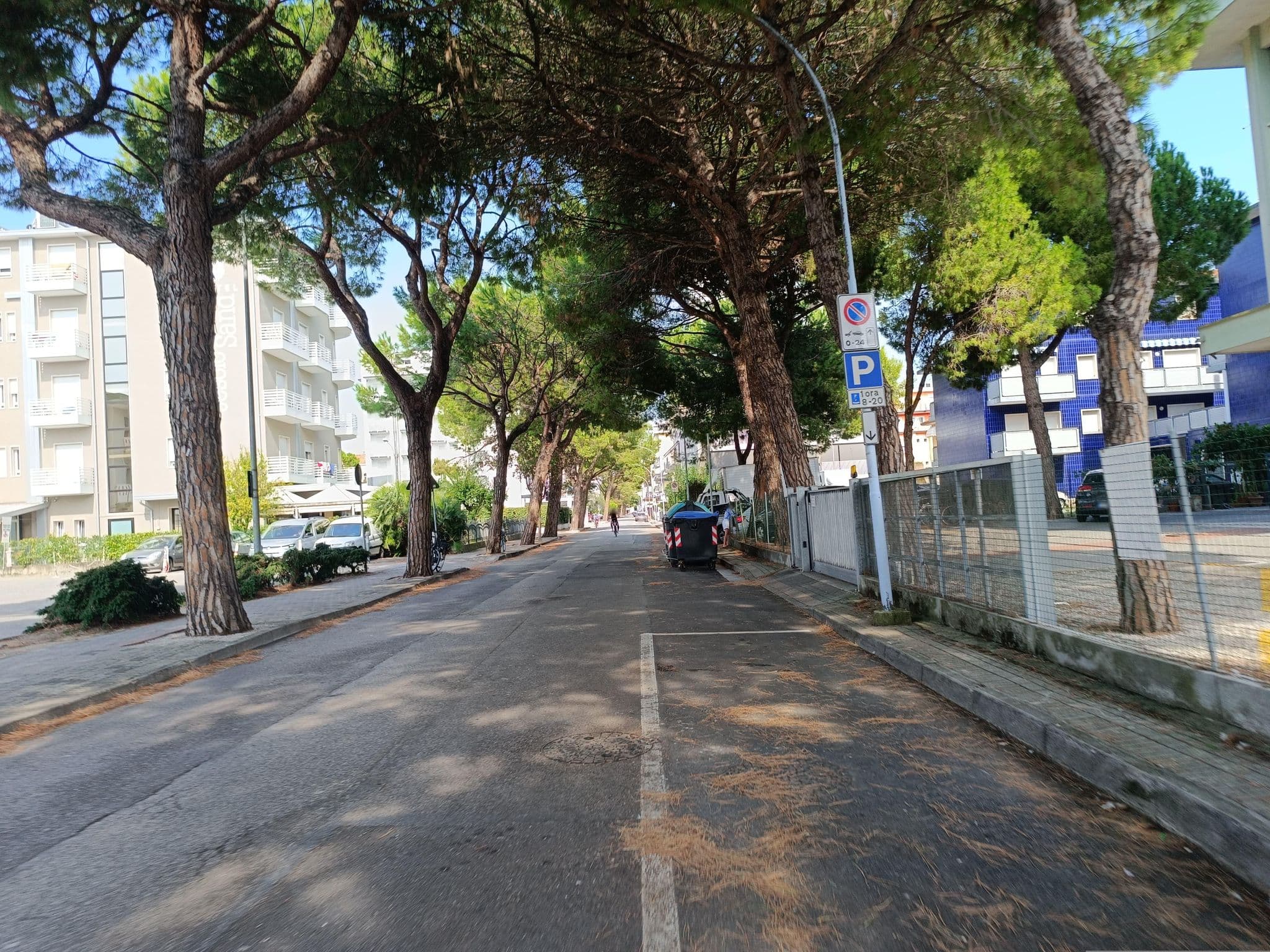 Street view near Hotel Donatello, Lido di Jesolo — © Duro (CC BY-SA · Mapillary)
