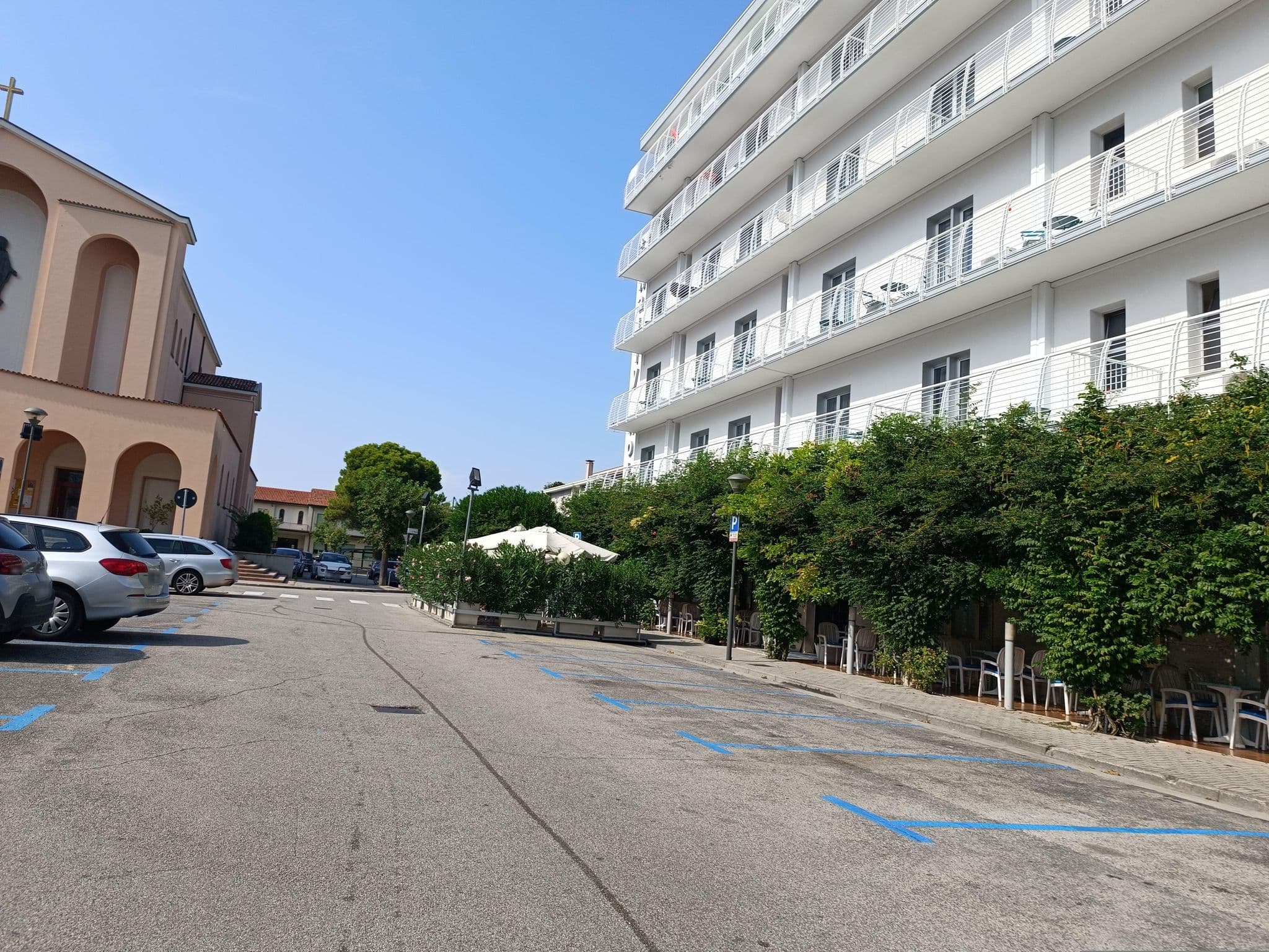 Street view near Basso Arnaldo e Martina SNC, Lido di Jesolo — © Duro (CC BY-SA · Mapillary)