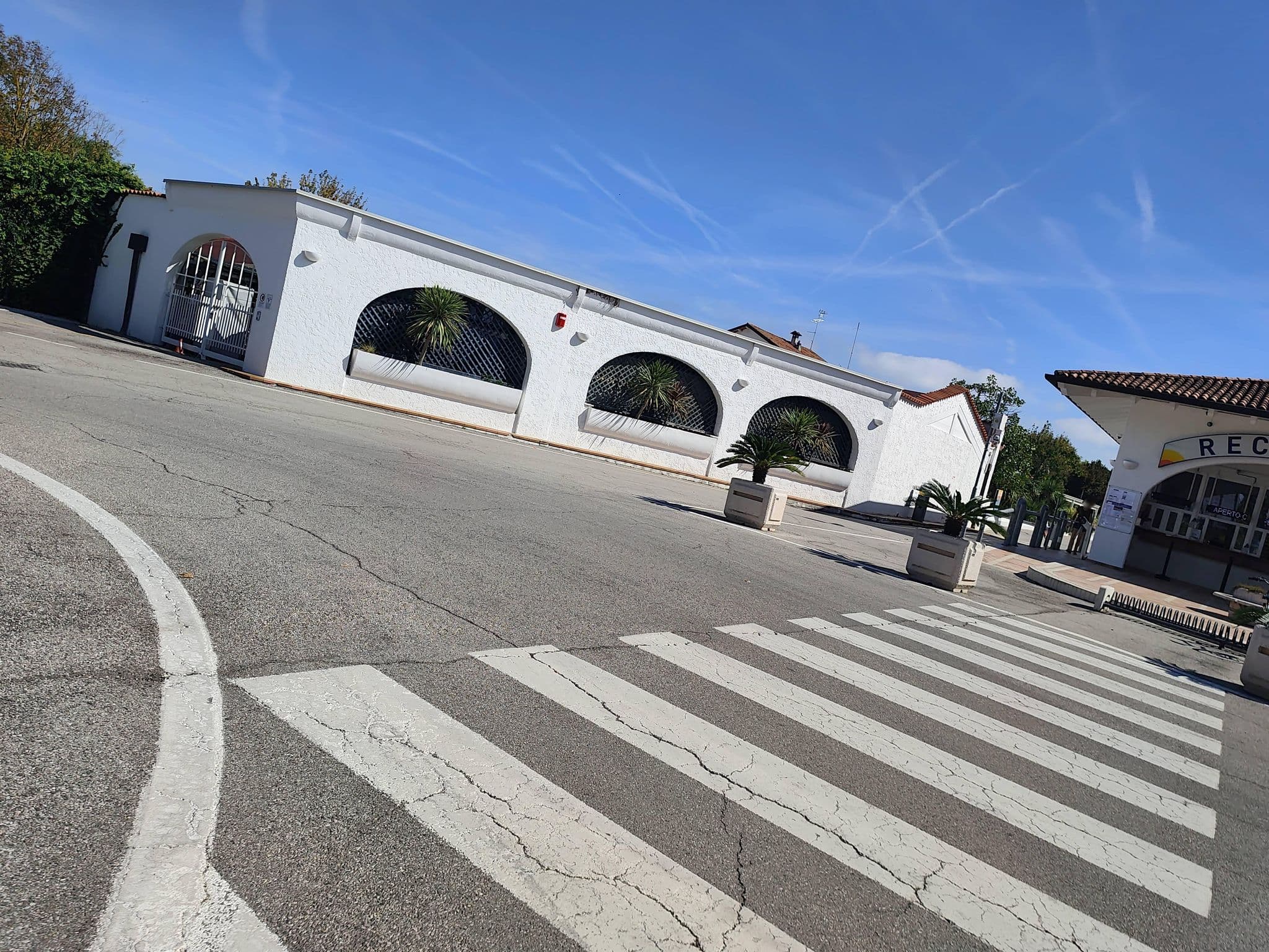 Street view near Adria Holiday Villaggio San Francesco, Caorle — © Duro (CC BY-SA · Mapillary)