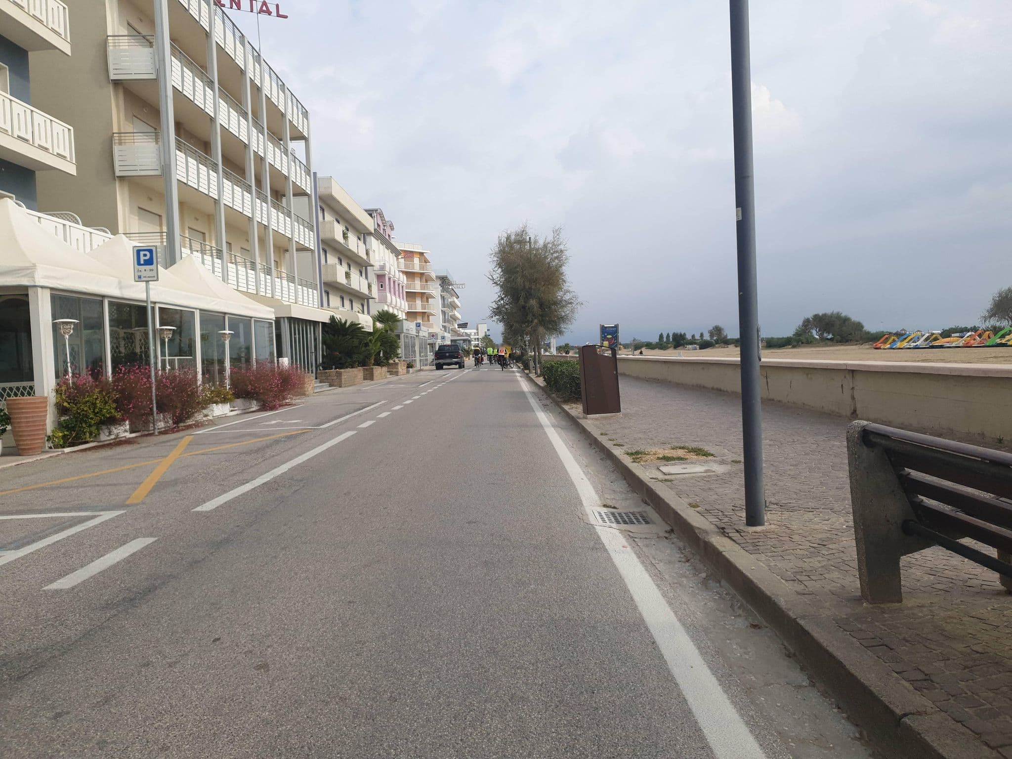 Street view near hotel Giulietta e Romeo, Caorle — © voschix (CC BY-SA · Mapillary)
