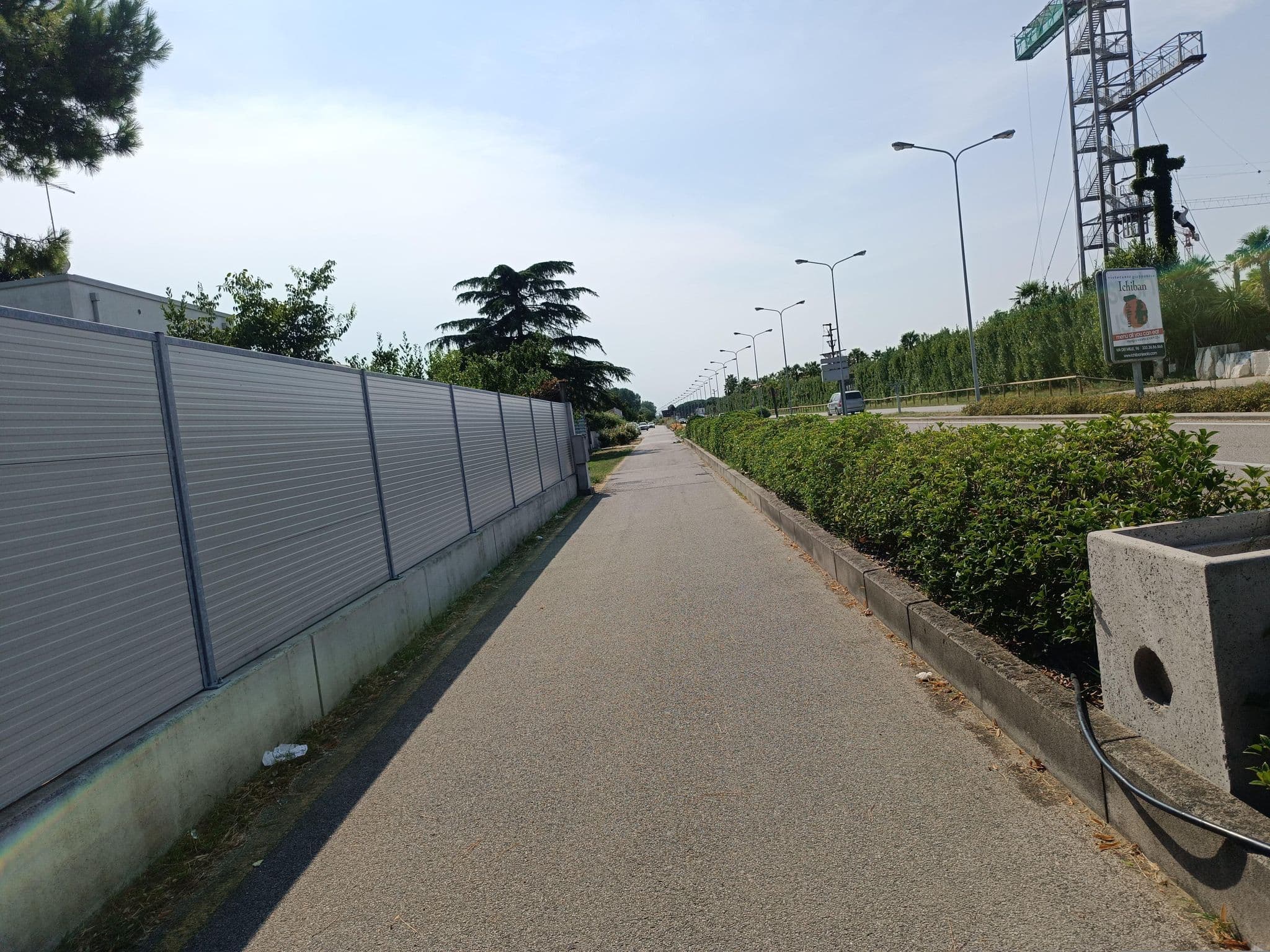 Street view near Room 236 Hotel Eddy, Lido di Jesolo — © Duro (CC BY-SA · Mapillary)
