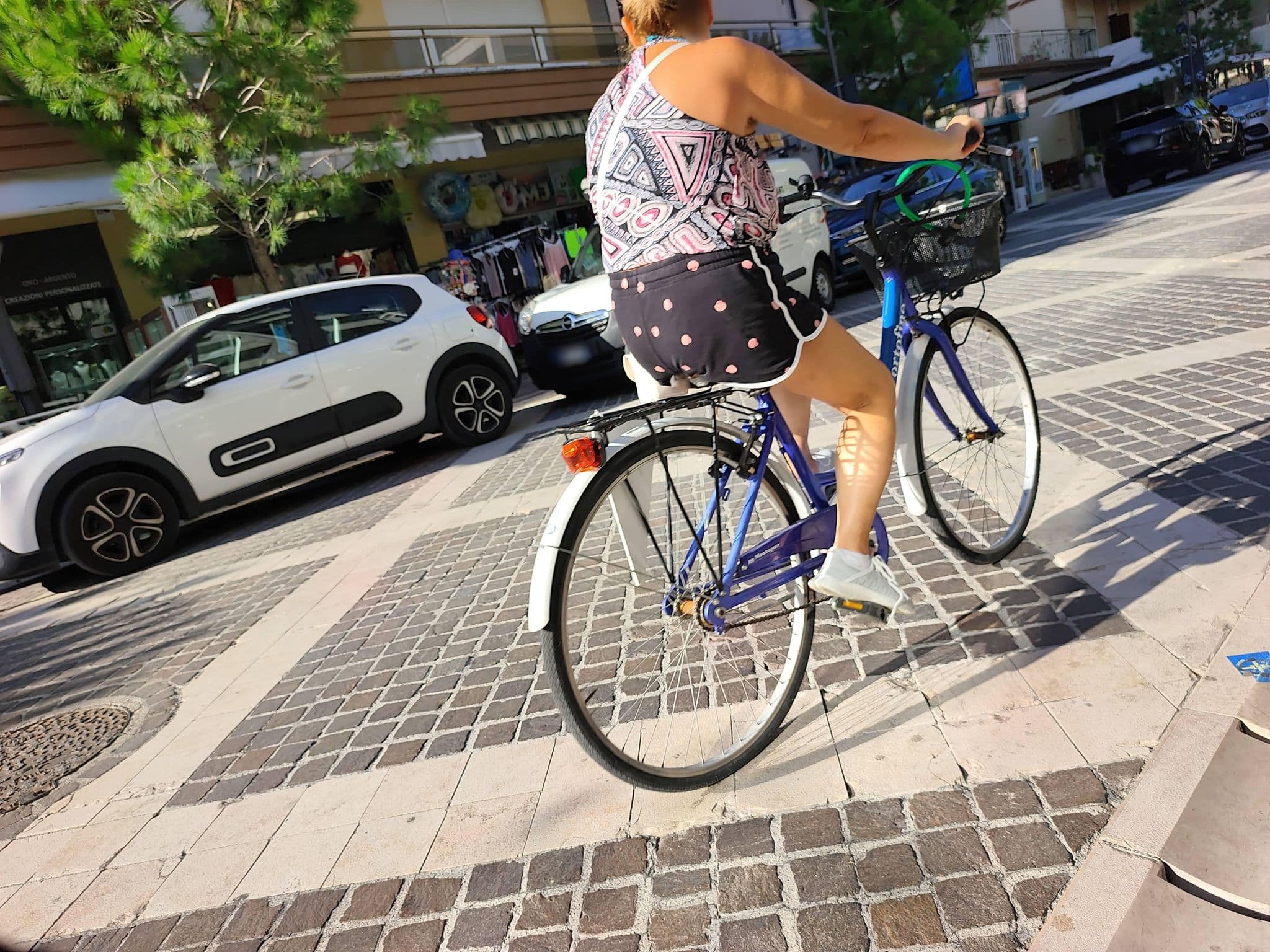 Street view near hotel tahiti, Lido di Jesolo — © Duro (CC BY-SA · Mapillary)