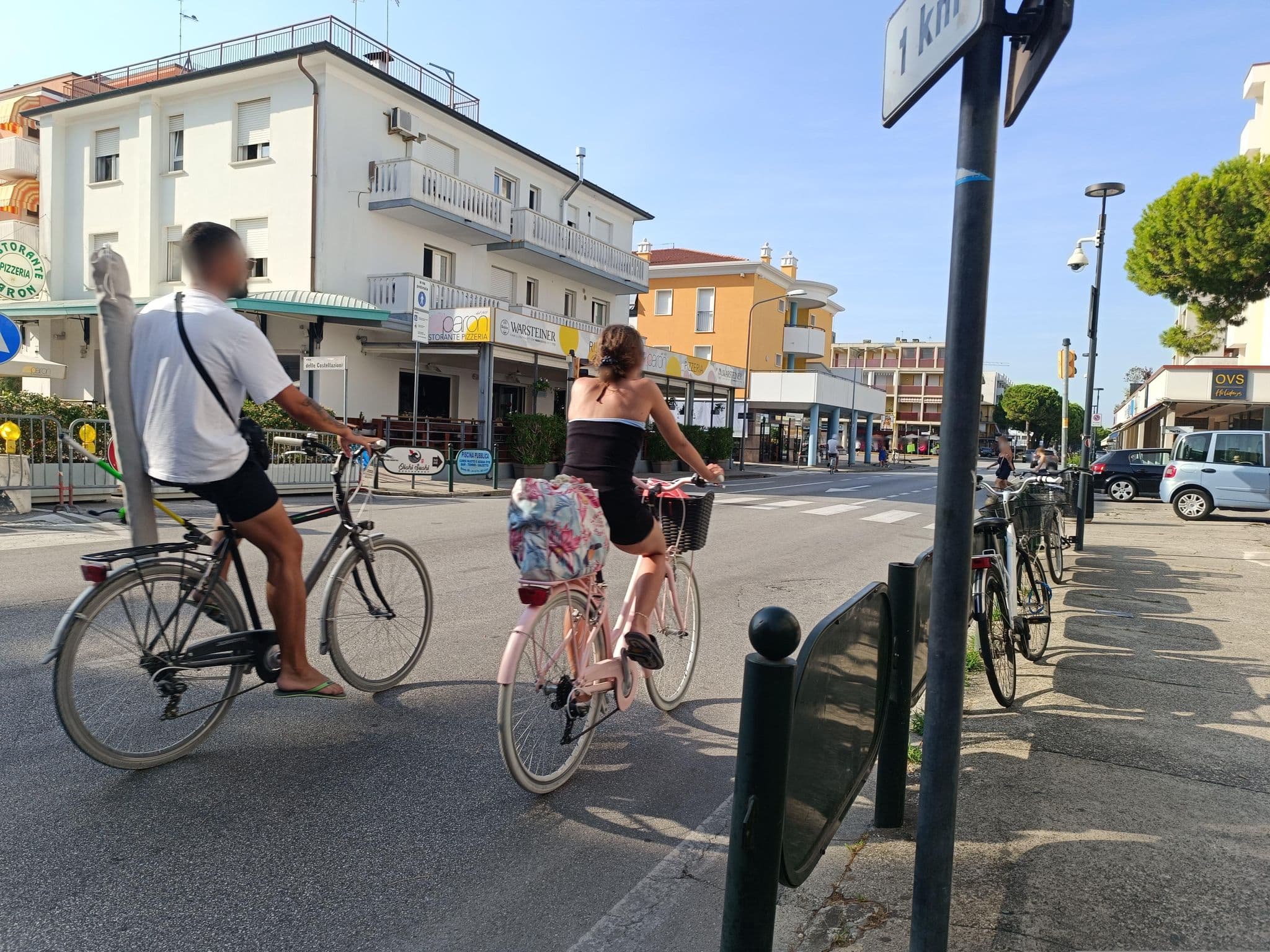 Street view near Pensione Paron Pietro SNC di Paron Sandra Pierina & C., Bibione — © Duro (CC BY-SA · Mapillary)