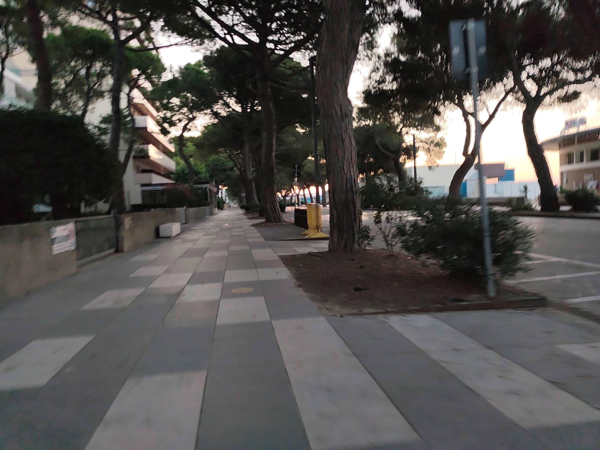 Street view near Residenza Nido del Gabbiano, Lignano Sabbiadoro — © Duro (CC BY-SA · Mapillary)
