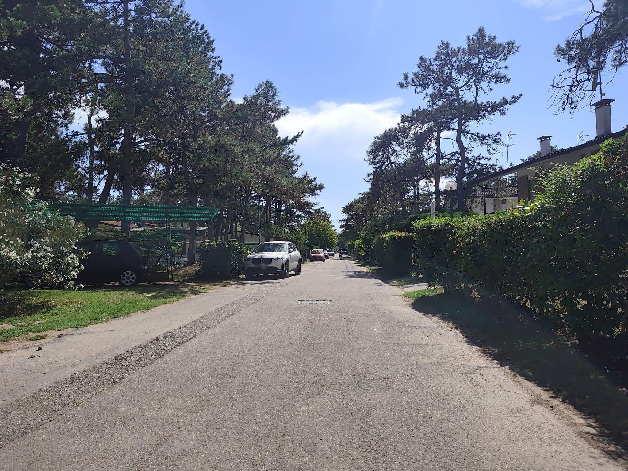 Street view near Villaggio Alex, Lignano Sabbiadoro — © Duro (CC BY-SA · Mapillary)