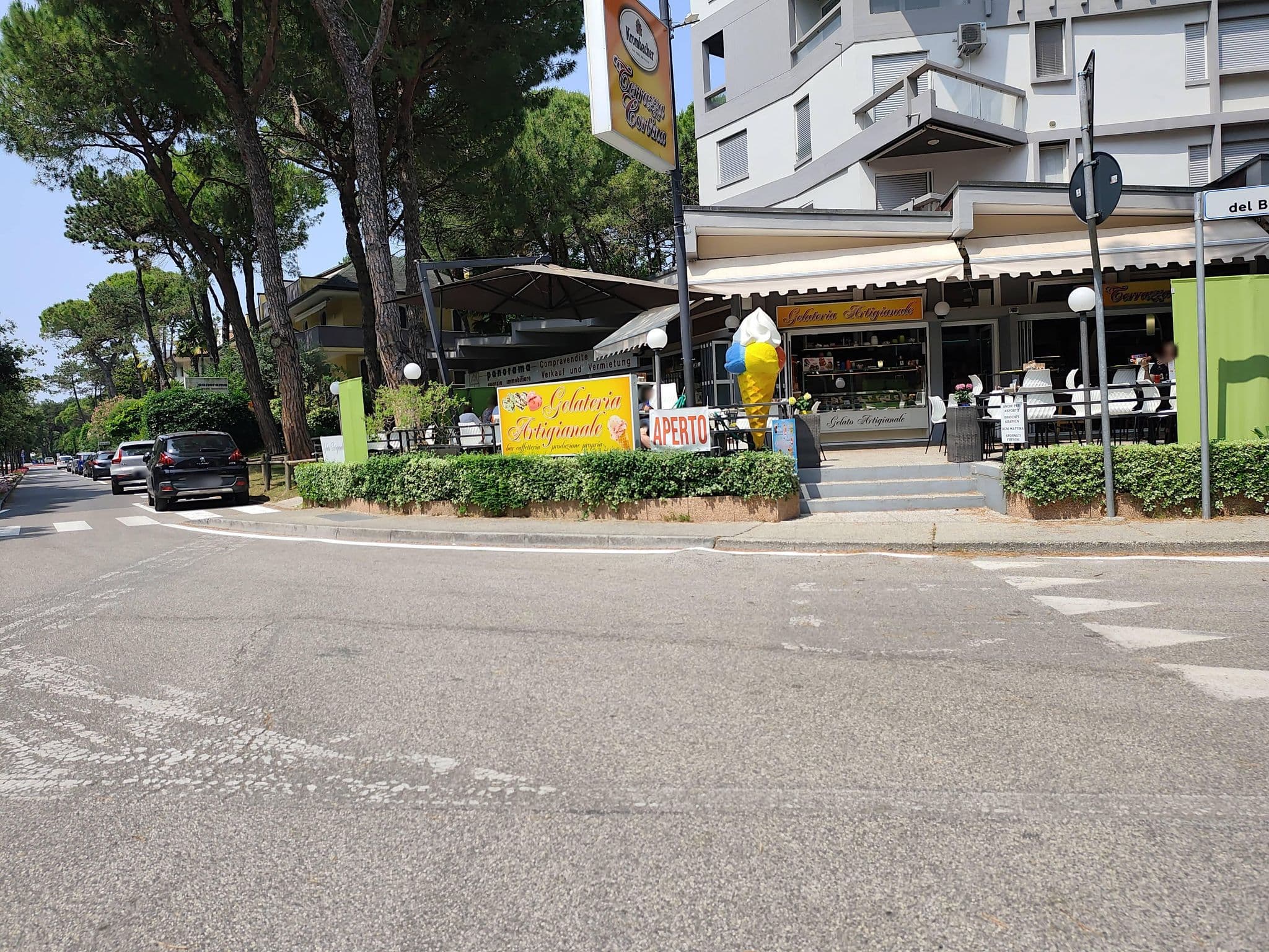 Street view near Penthouse Bellavista, Lignano Sabbiadoro — © Duro (CC BY-SA · Mapillary)
