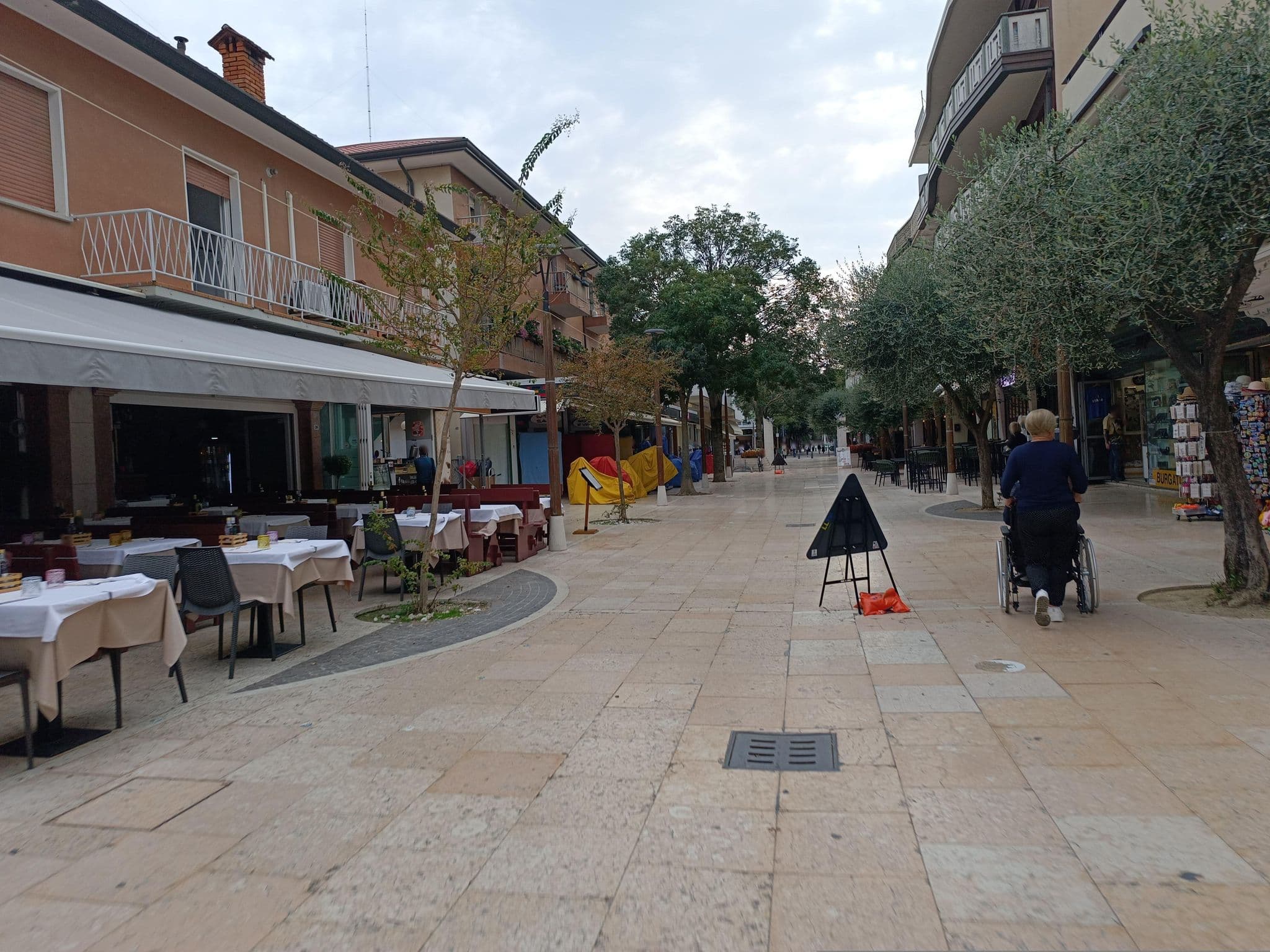 Street view near Columbus Dependance, Lignano Sabbiadoro — © Duro (CC BY-SA · Mapillary)