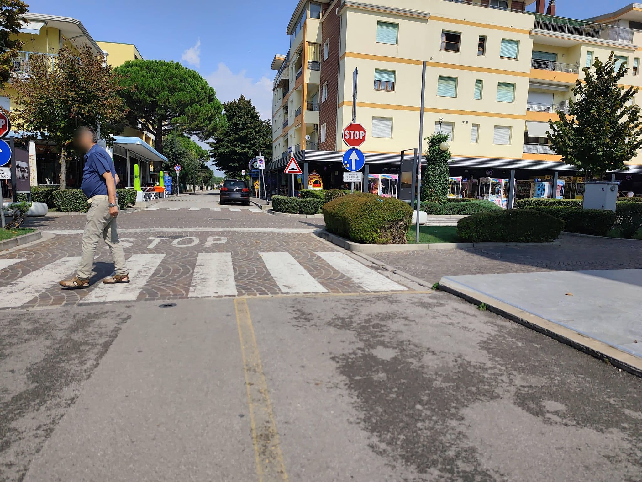 Street view near Condominio Mariella, Bibione — © Duro (CC BY-SA · Mapillary)