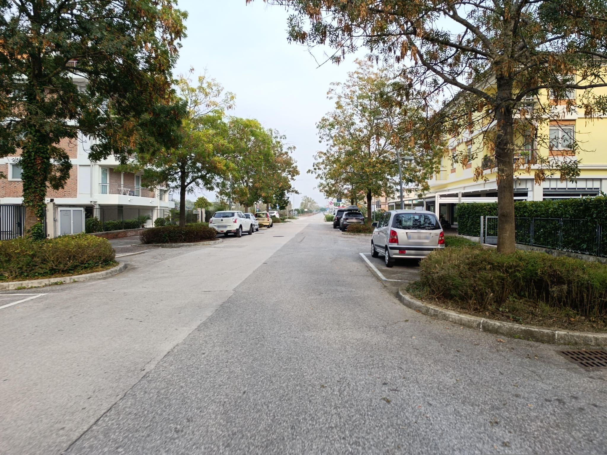 Street view near Hotel Splendor di Damiani Claudio & C. SAS, Grado — © Duro (CC BY-SA · Mapillary)
